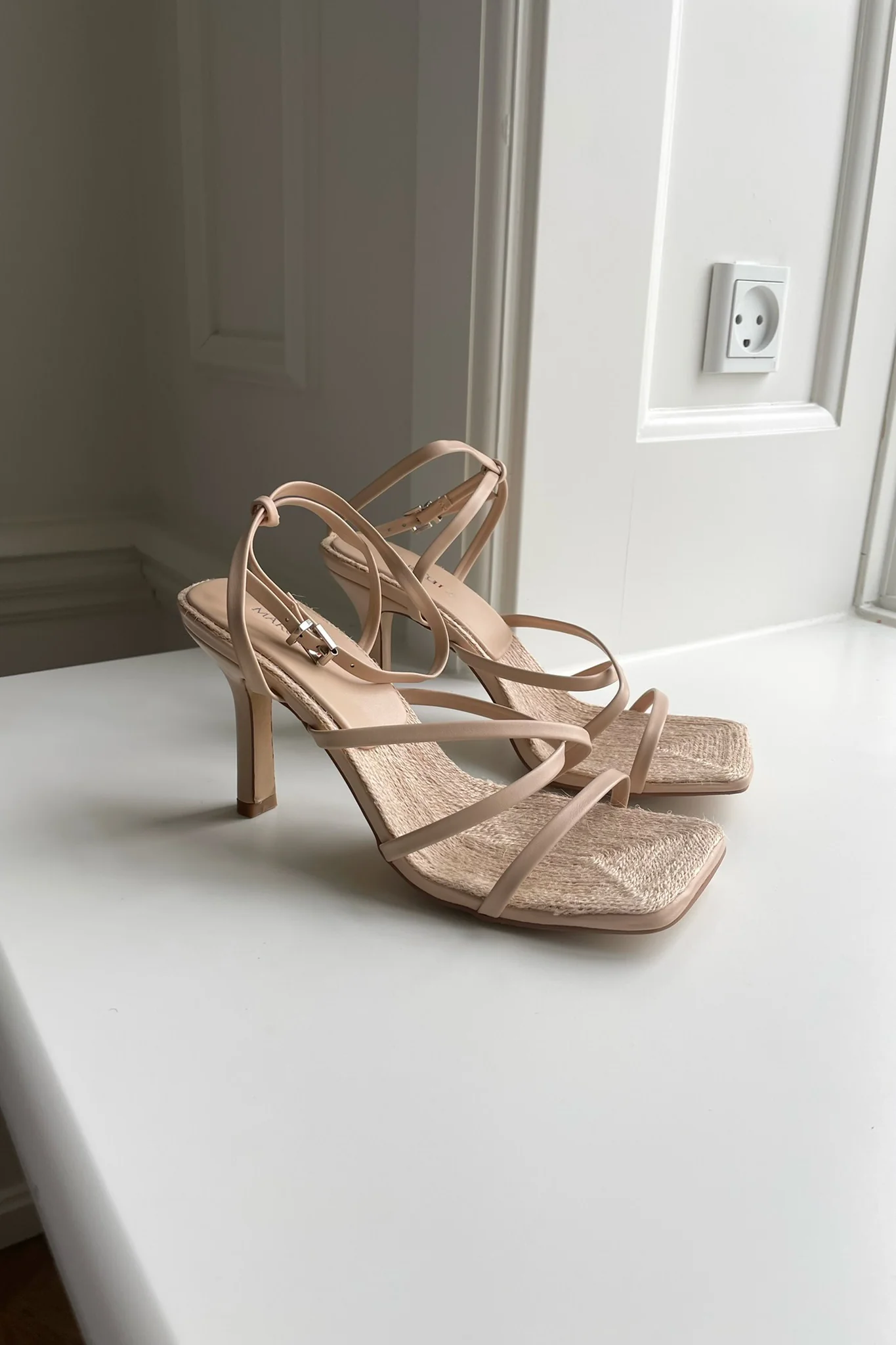 3966 Belo Heels - Beige - Image 4