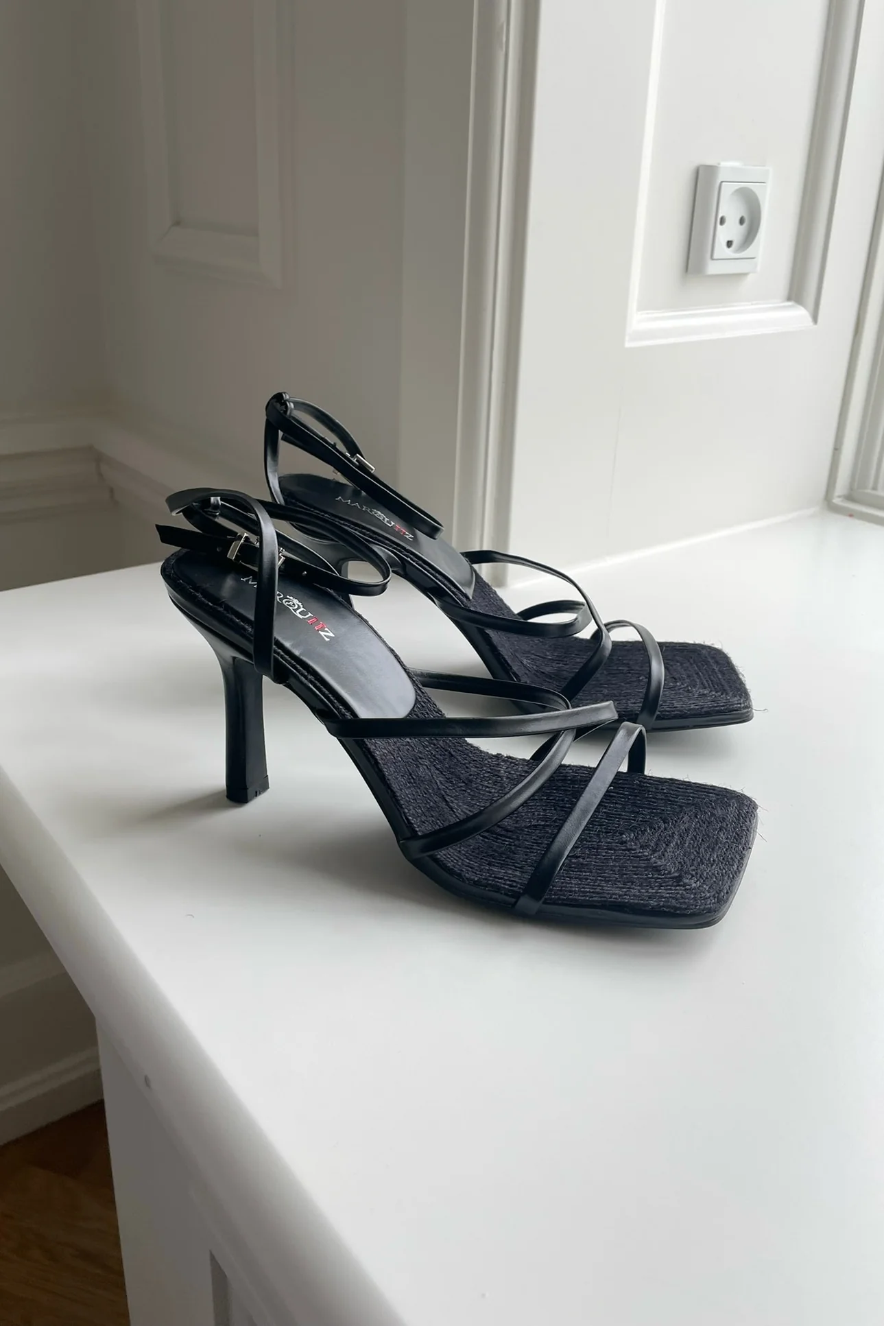 3966 Belo Heels - Black - Image 4