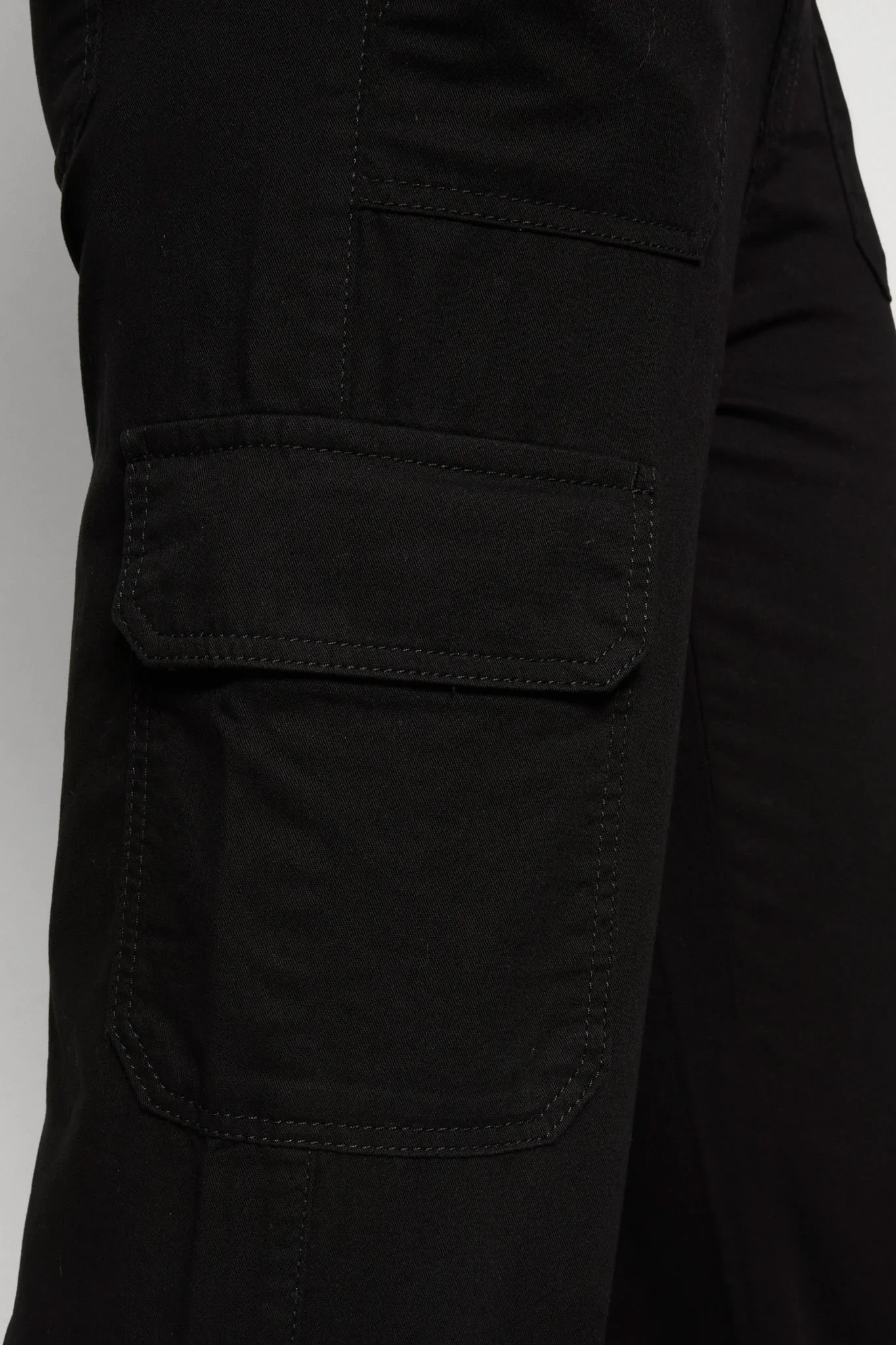 JDYAbby HW Wide Cargo Pants - Black - Image 4