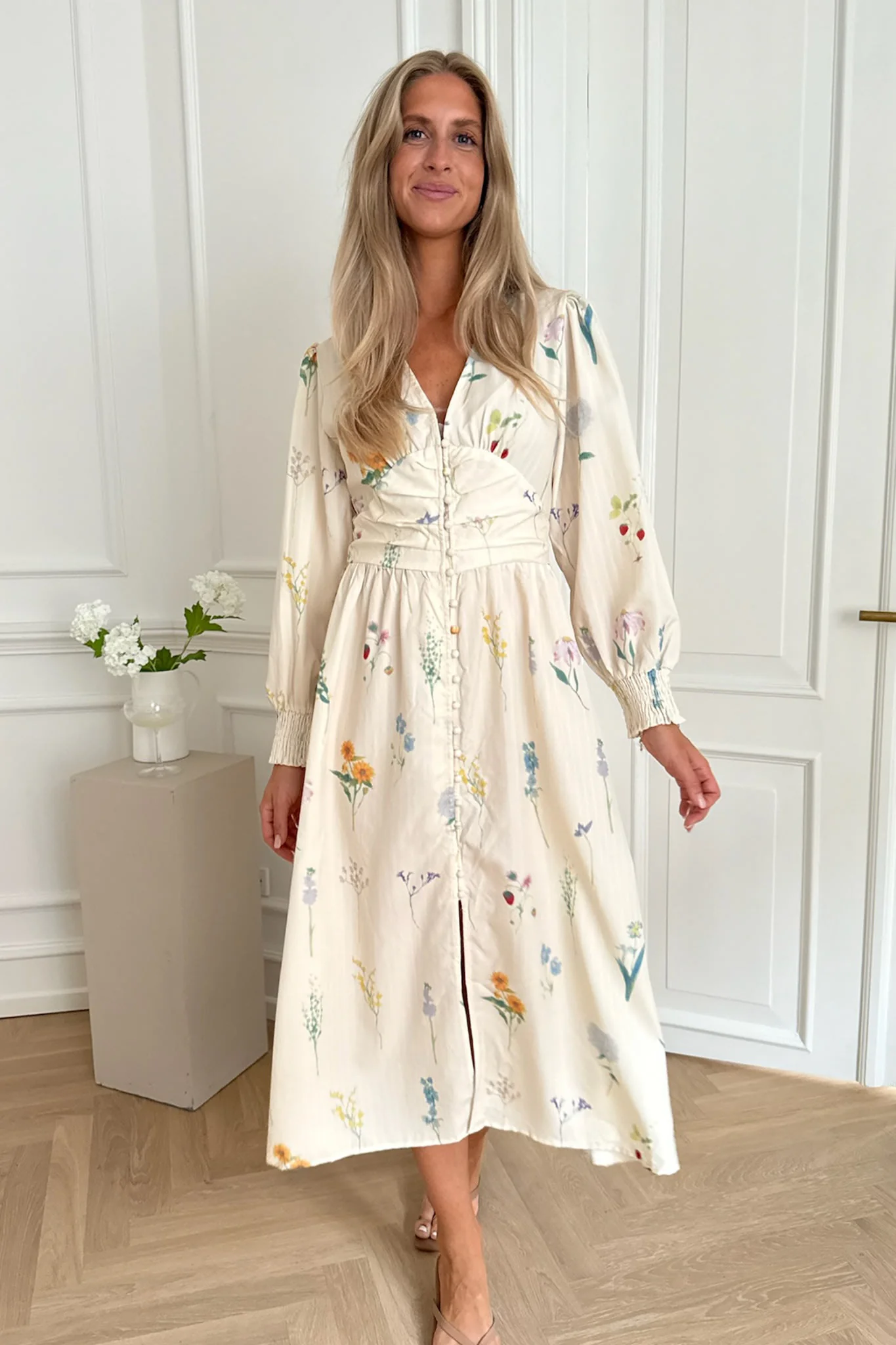 AdelIC Long Dress - Off White Flower Print - Image 5
