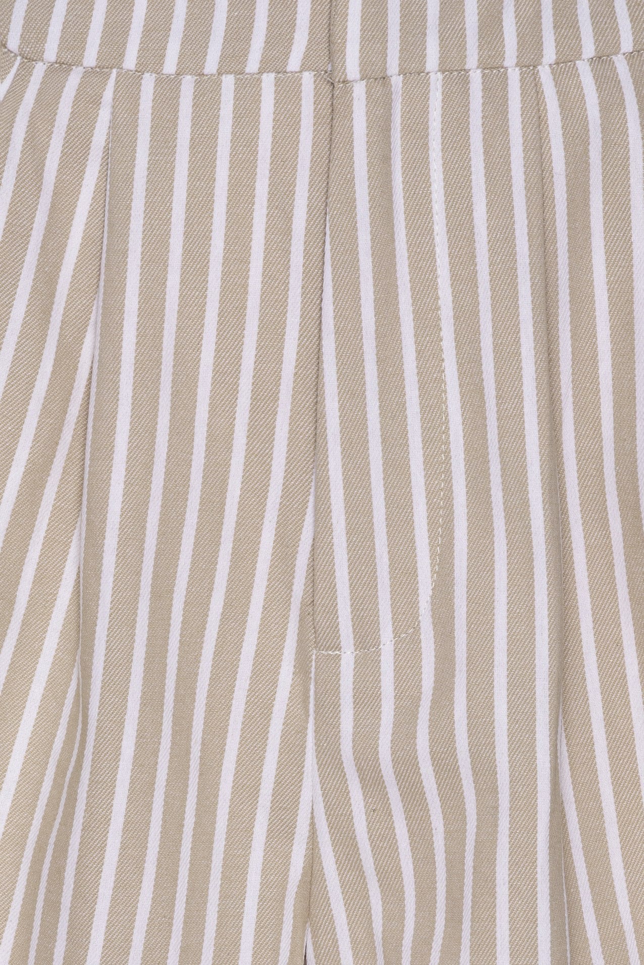 AlbaIC Shorts - Beige Stripe - Image 10