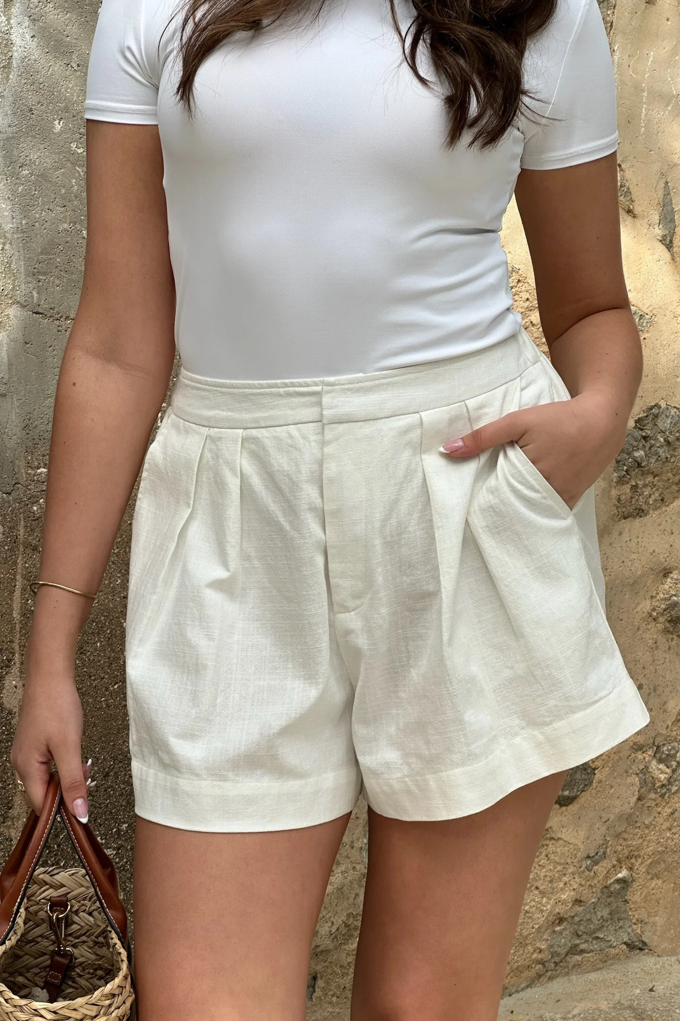 AlbaIC Shorts - White - Image 3