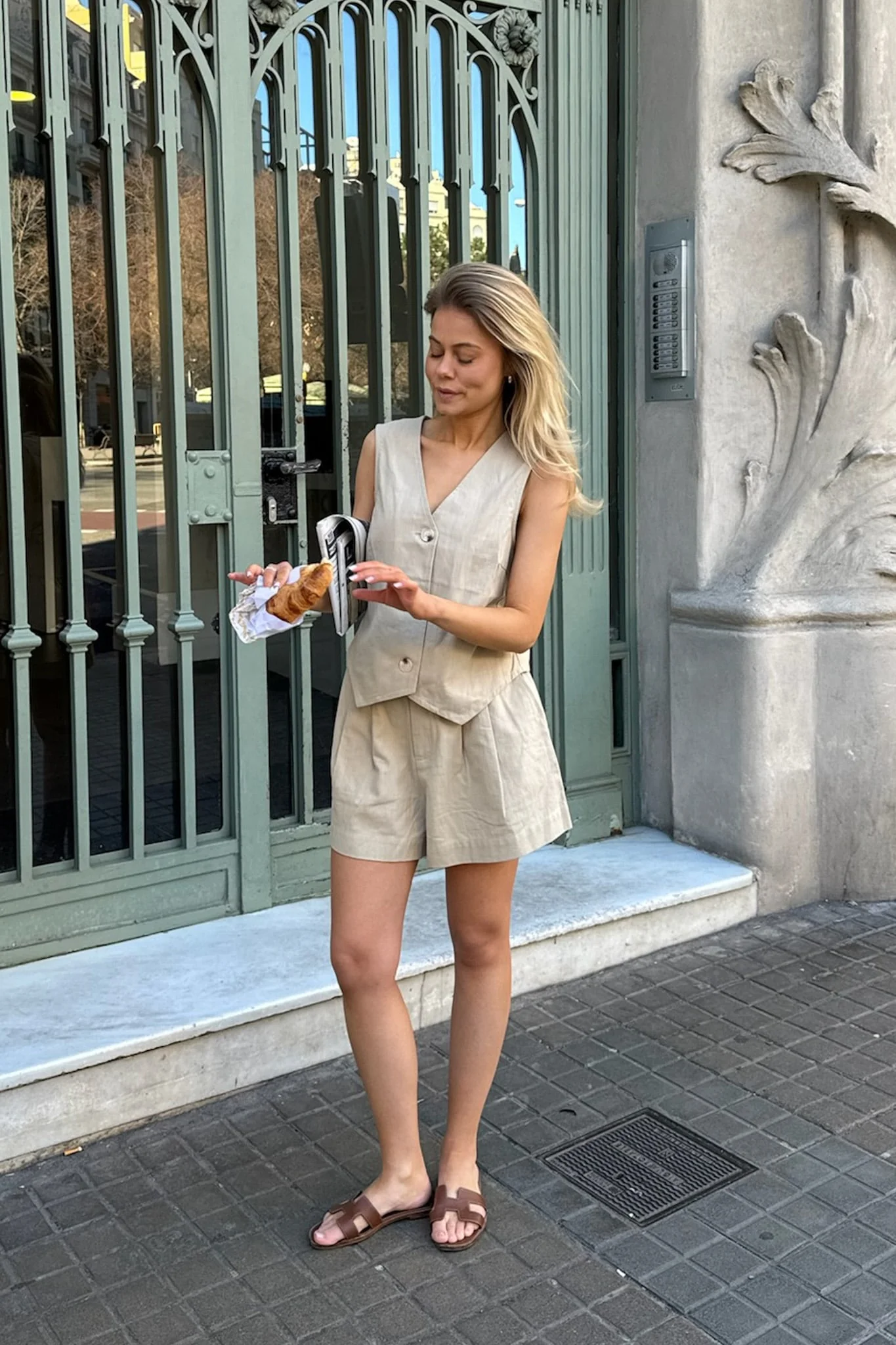 AlbaIC Shorts - Sand - Image 5