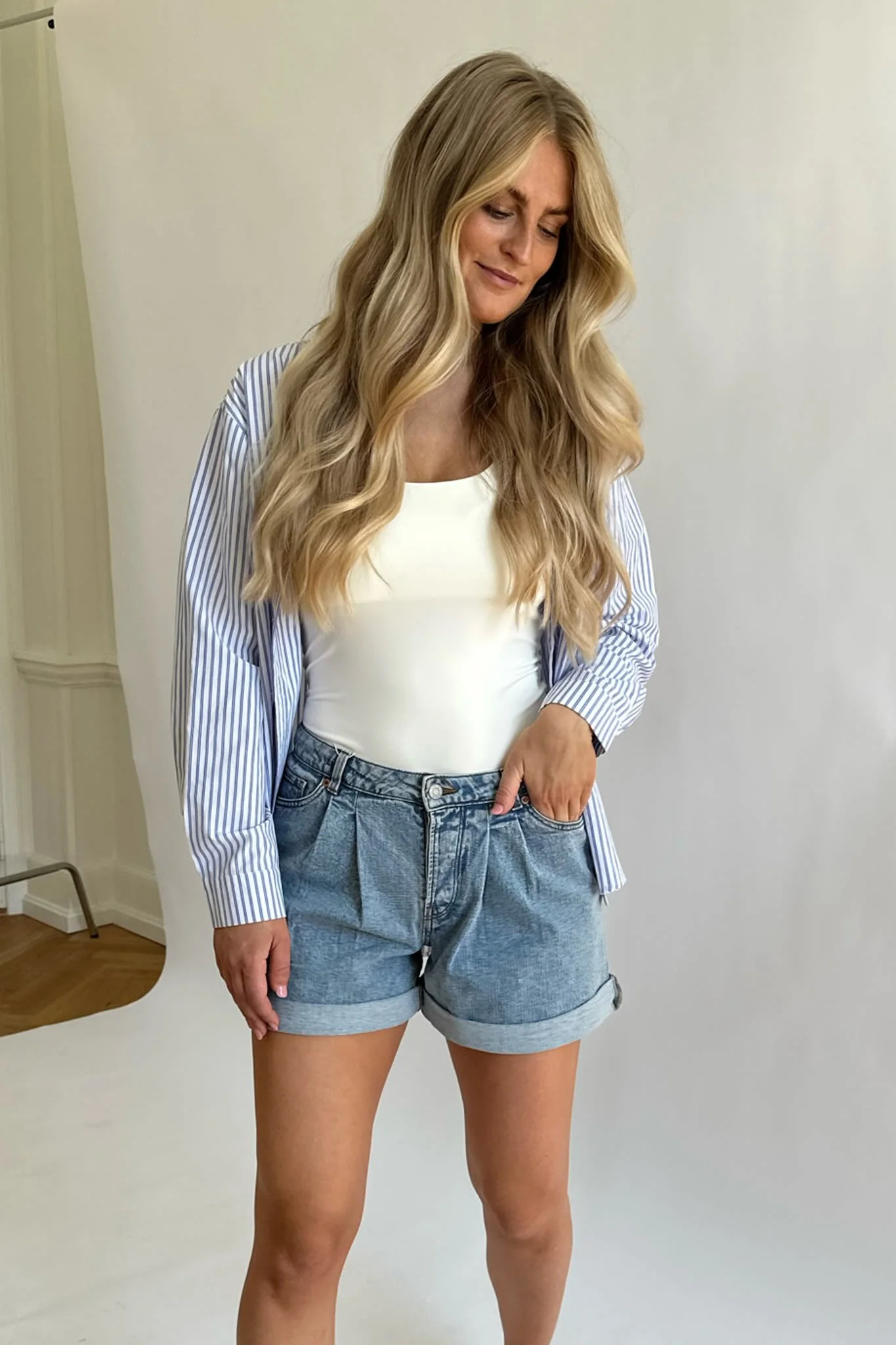JXAlexa Loose HW Shorts - Light Blue Denim - Image 3