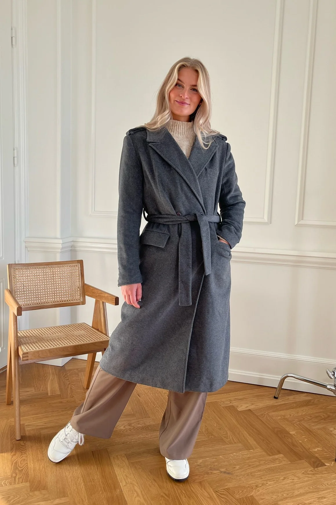 AlicaIC Wool Jacket - Dark Grey - Image 3