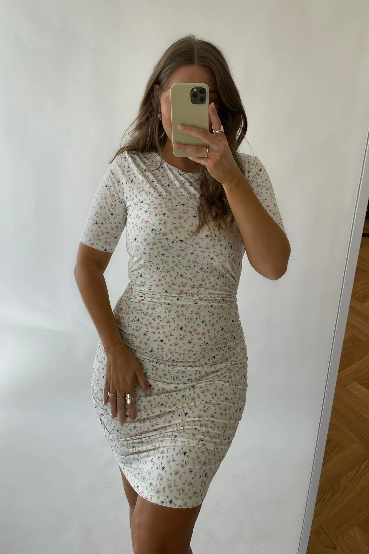 Alma Dress - Creme Flower - Image 2