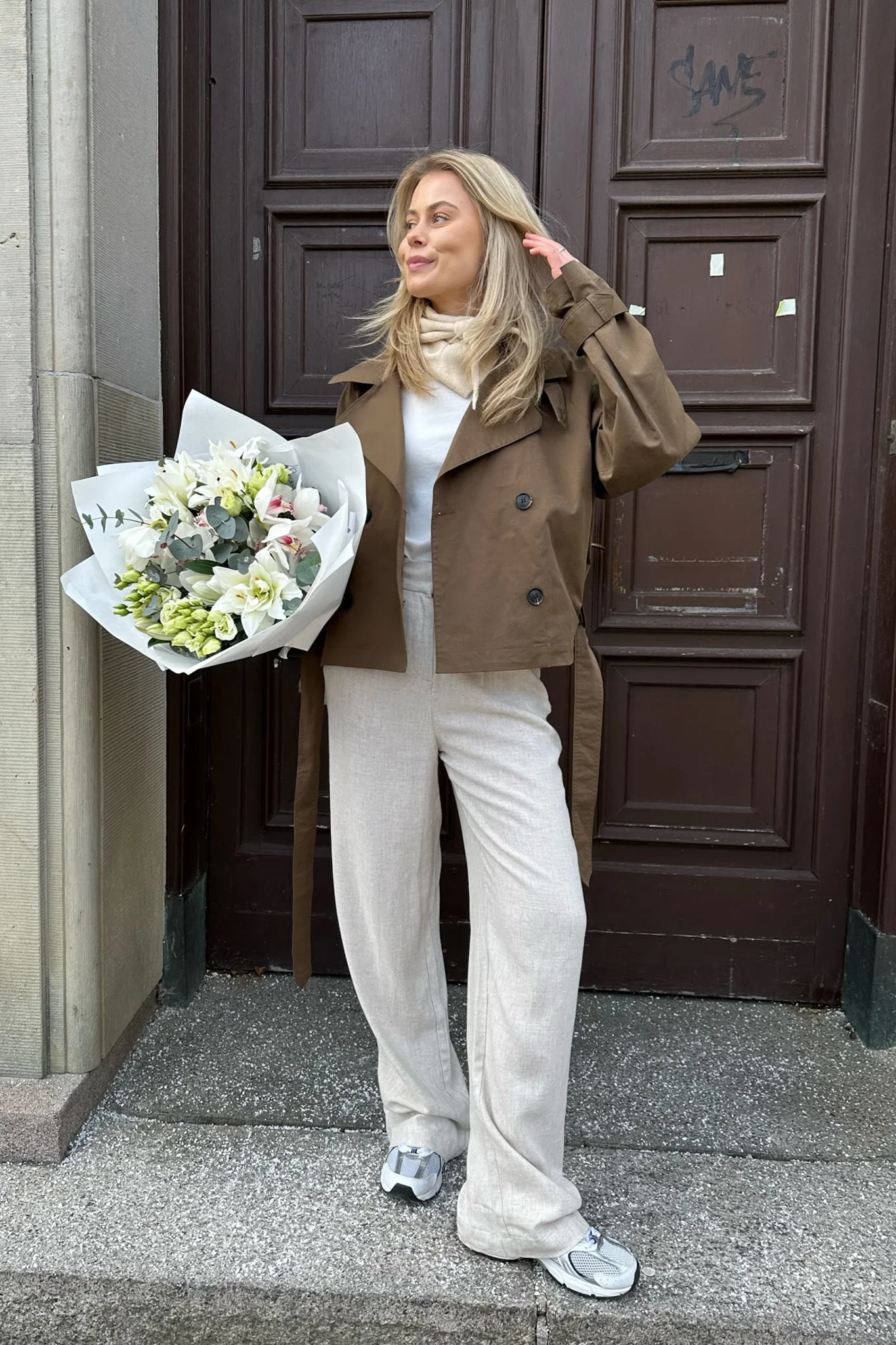 AlmaIC Trenchcoat - Brown - Image 9