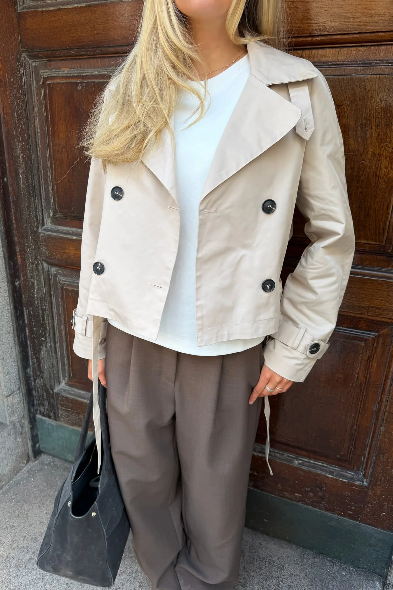 AlmaIC Trenchcoat - Sand - Image 7