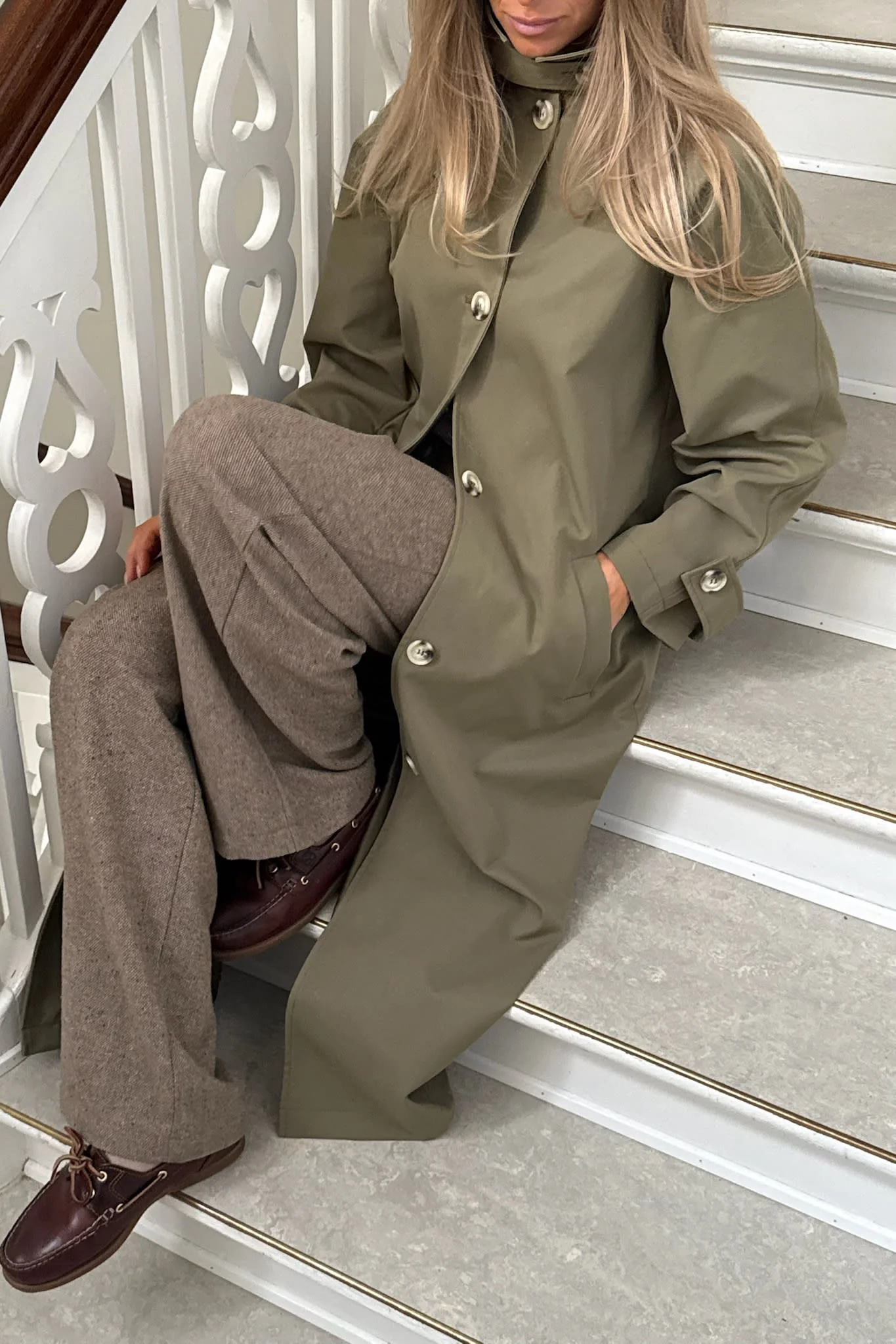 AvaIC Trenchcoat - Dark Khaki - Image 9