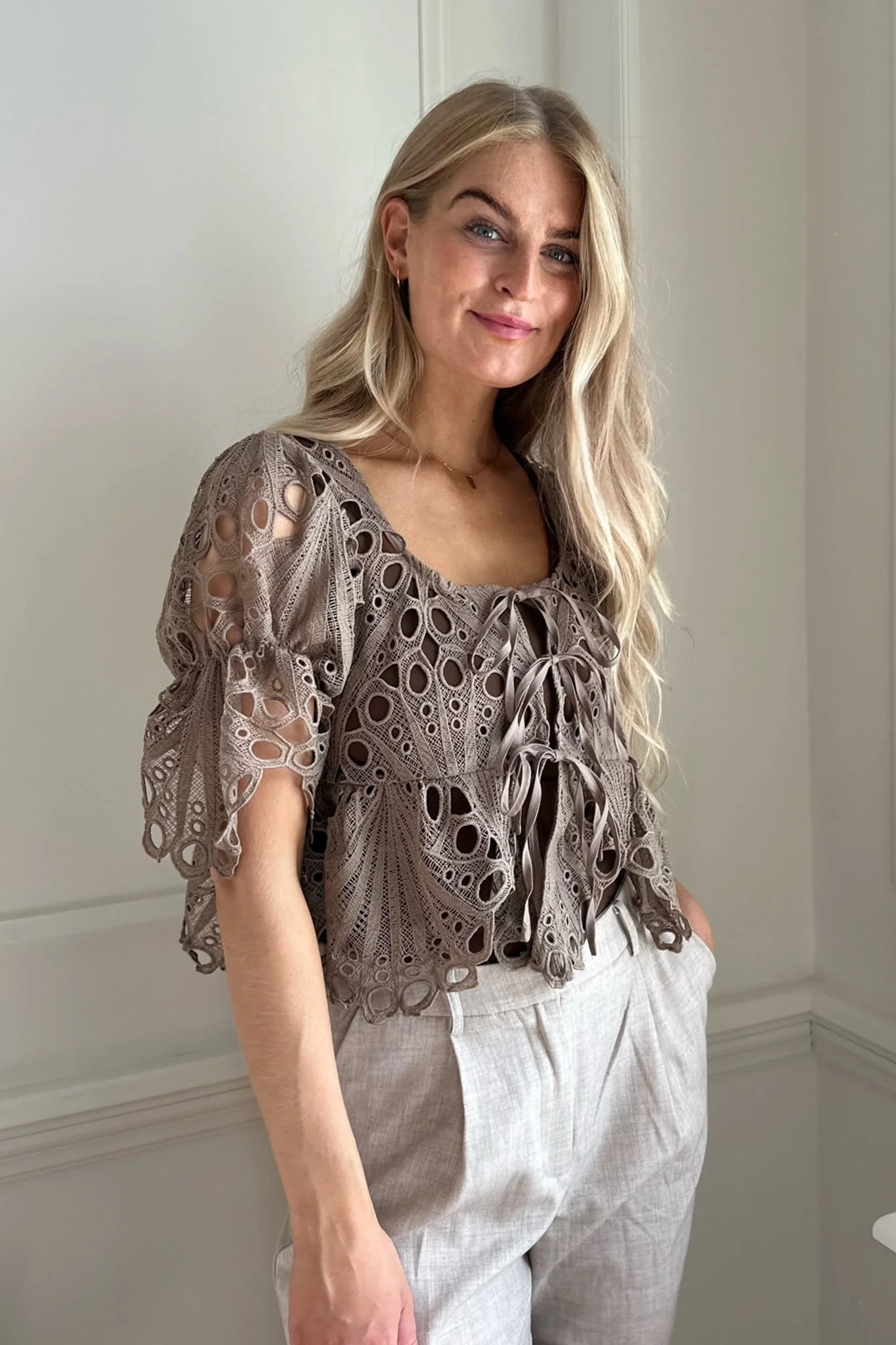 BellaIC Tie Top - Mocca Embroidery - Image 3