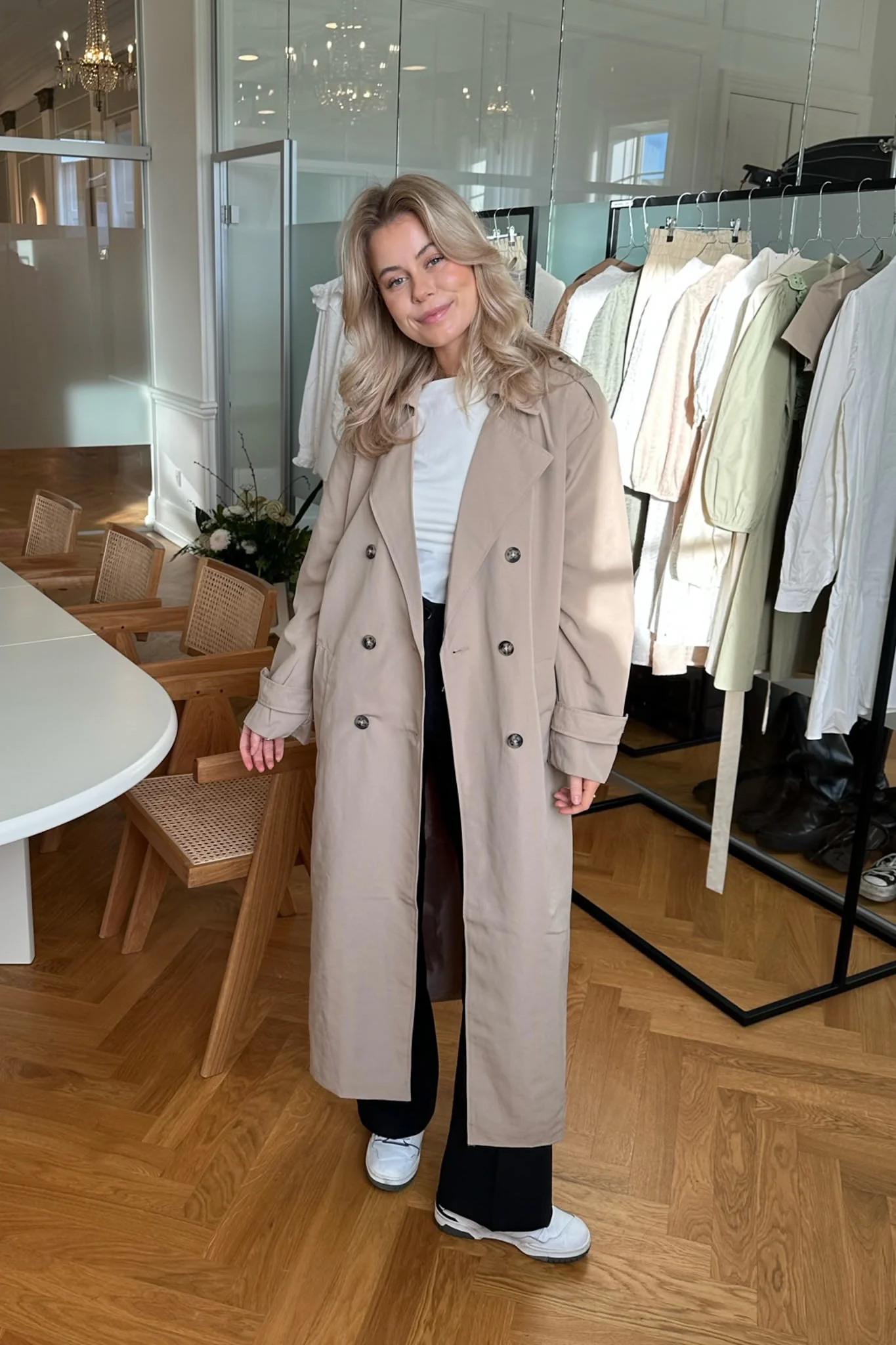 VMChloe Long Trenchcoat - Silver Mink - Image 4