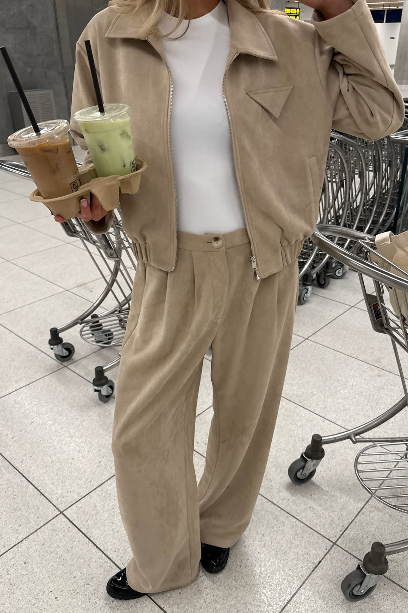 ClaraIC Pants - Light Beige - Image 2