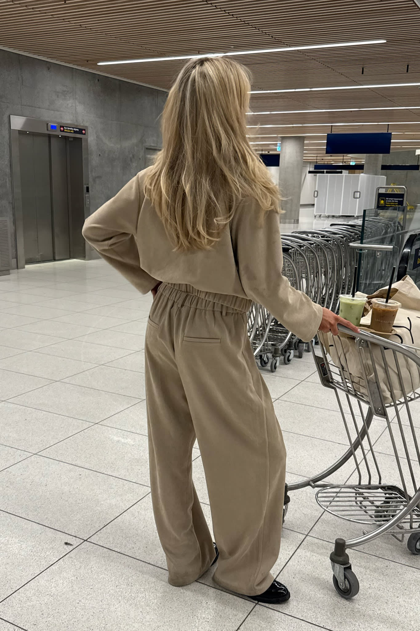 ClaraIC Pants - Light Beige - Image 4