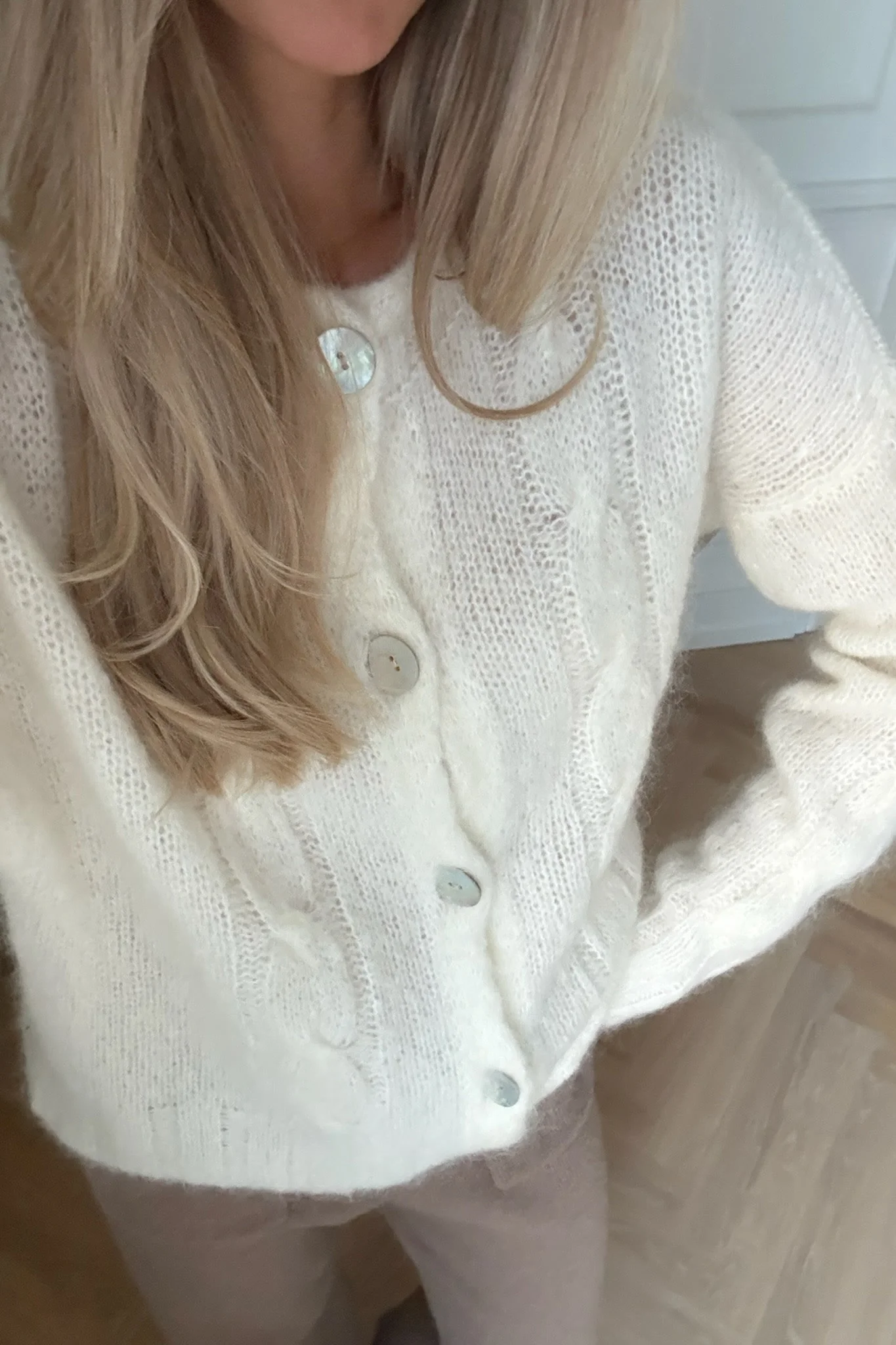 DitteIC Cardigan - White - Image 3