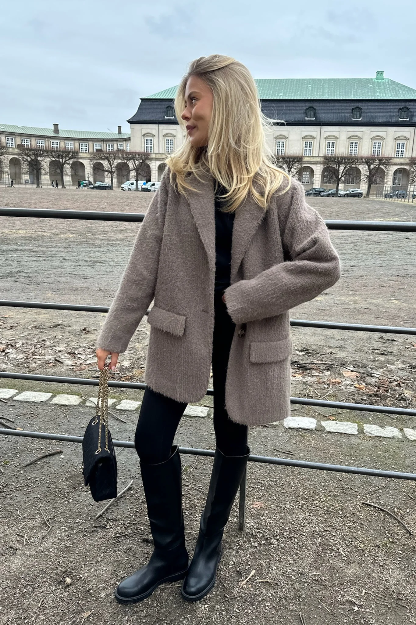 EliaIC Blazer - Beige - Image 3