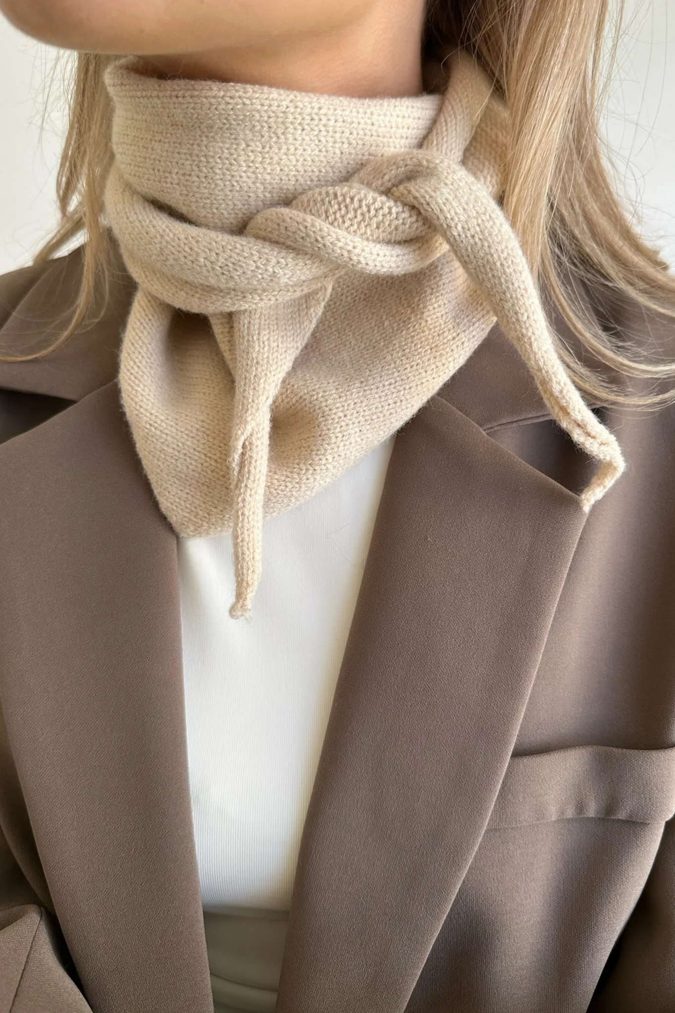 EllieIC Scarf - Light Beige - Image 3