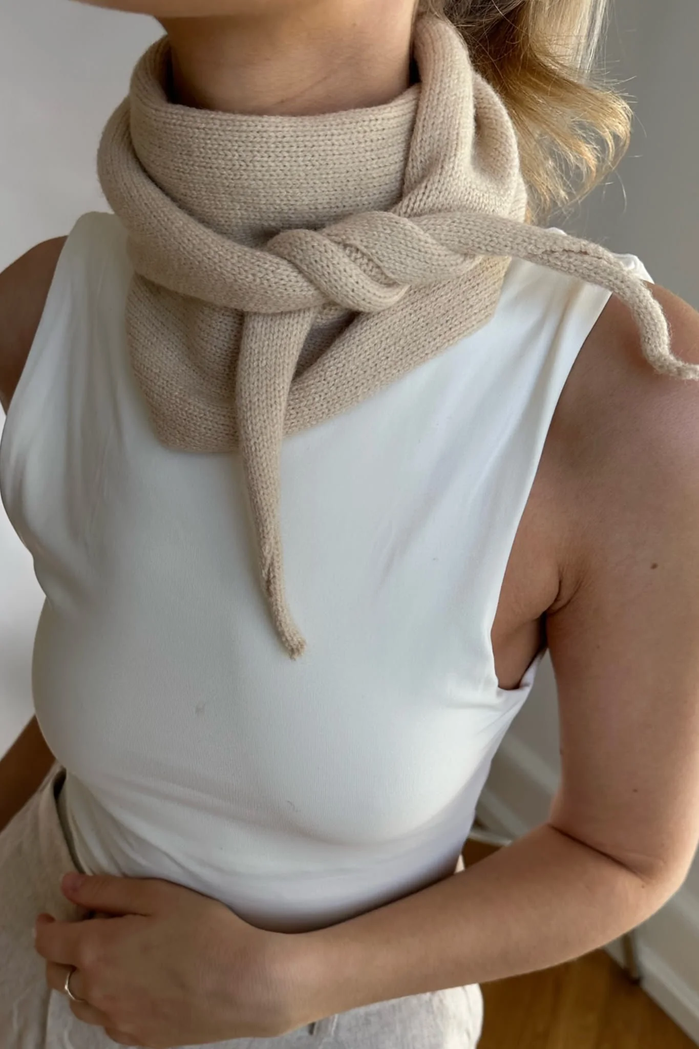 EllieIC Scarf - Light Beige - Image 5
