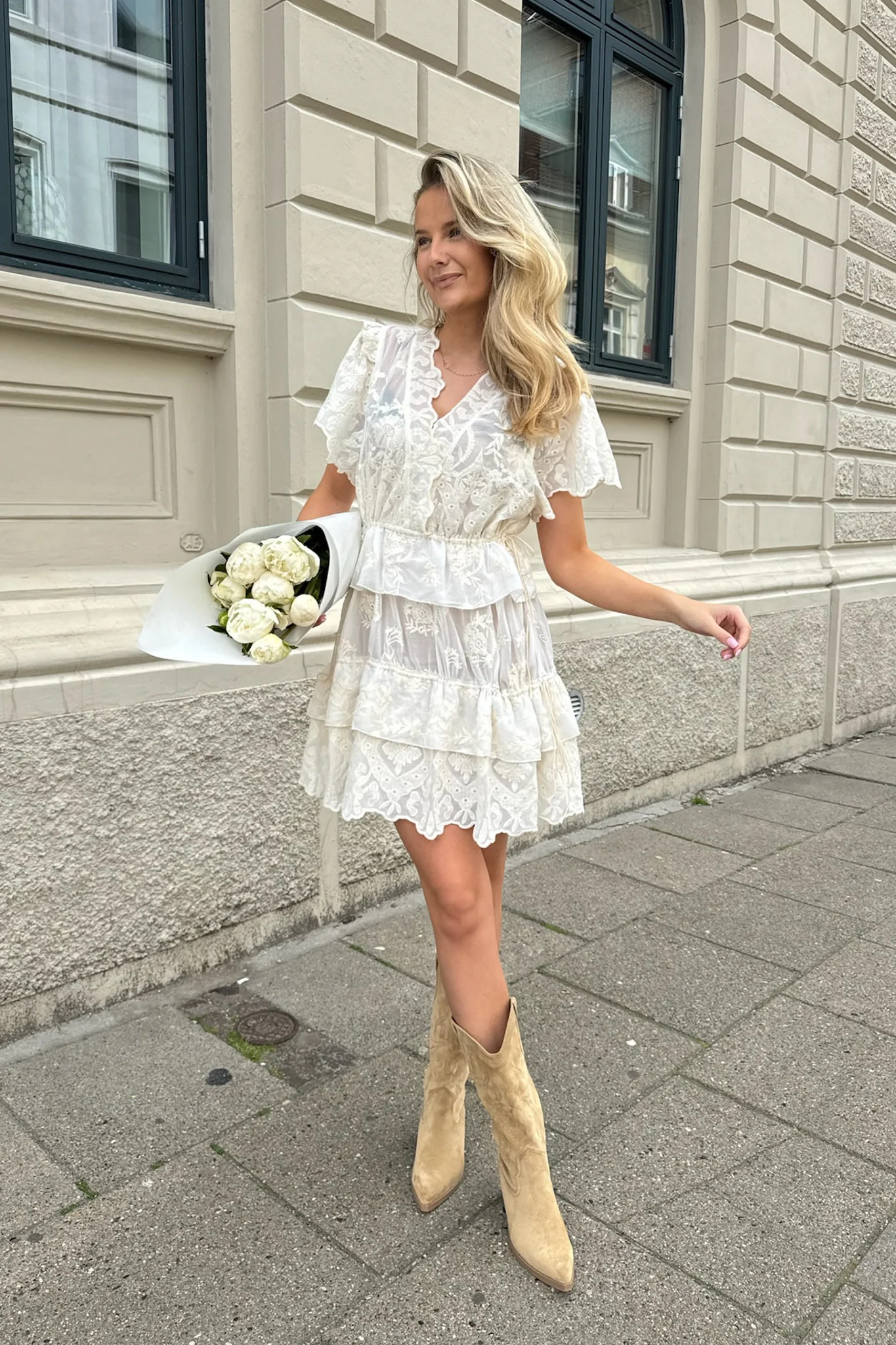 EllinorIC Lace Layer Dress - Vintage White - Image 4