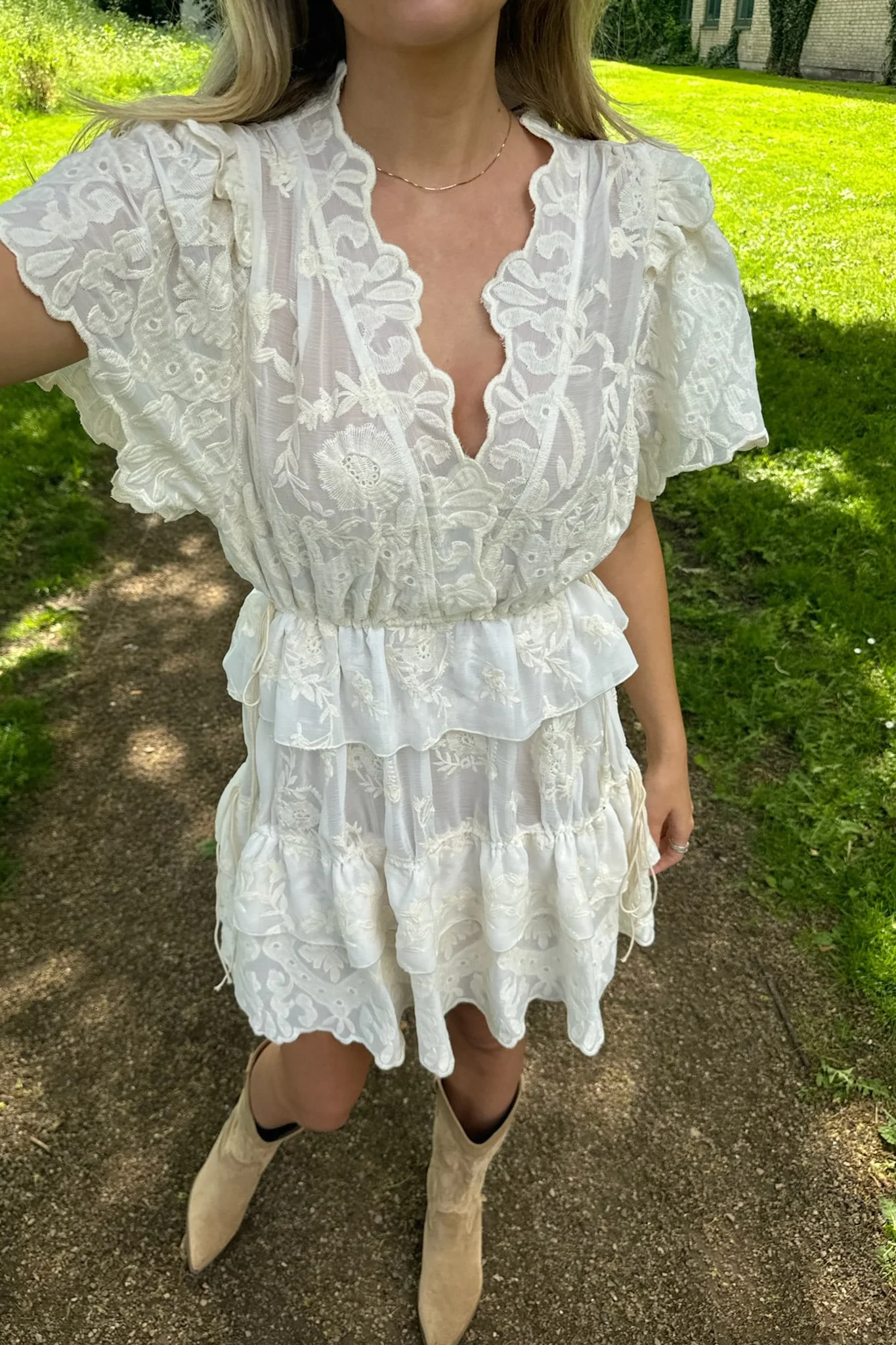 EllinorIC Lace Layer Dress - Vintage White - Image 6