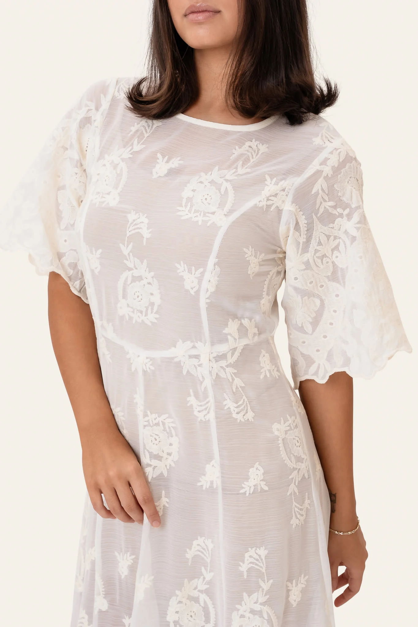 EllinorIC Lace Long Dress - Vintage White - Image 3