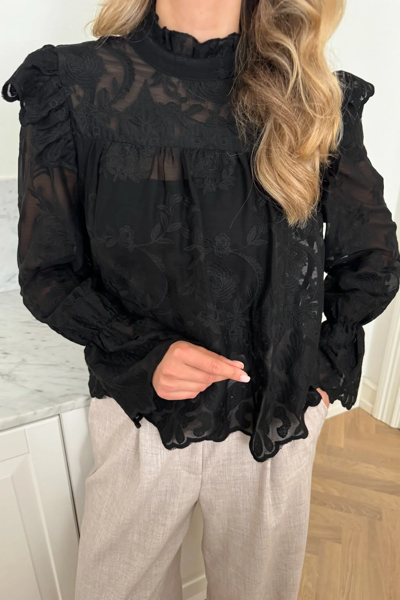 EllinorIC Lace Shirt - Vintage Black - Image 5