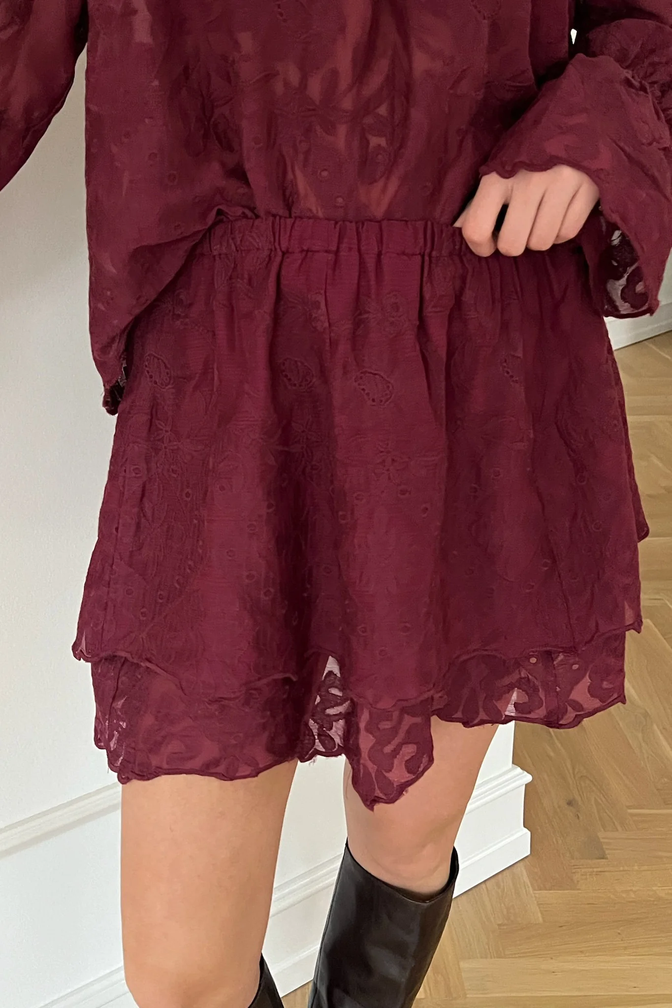 EllinorIC Lace Mini Skirt - Vintage Bordeaux - Image 9