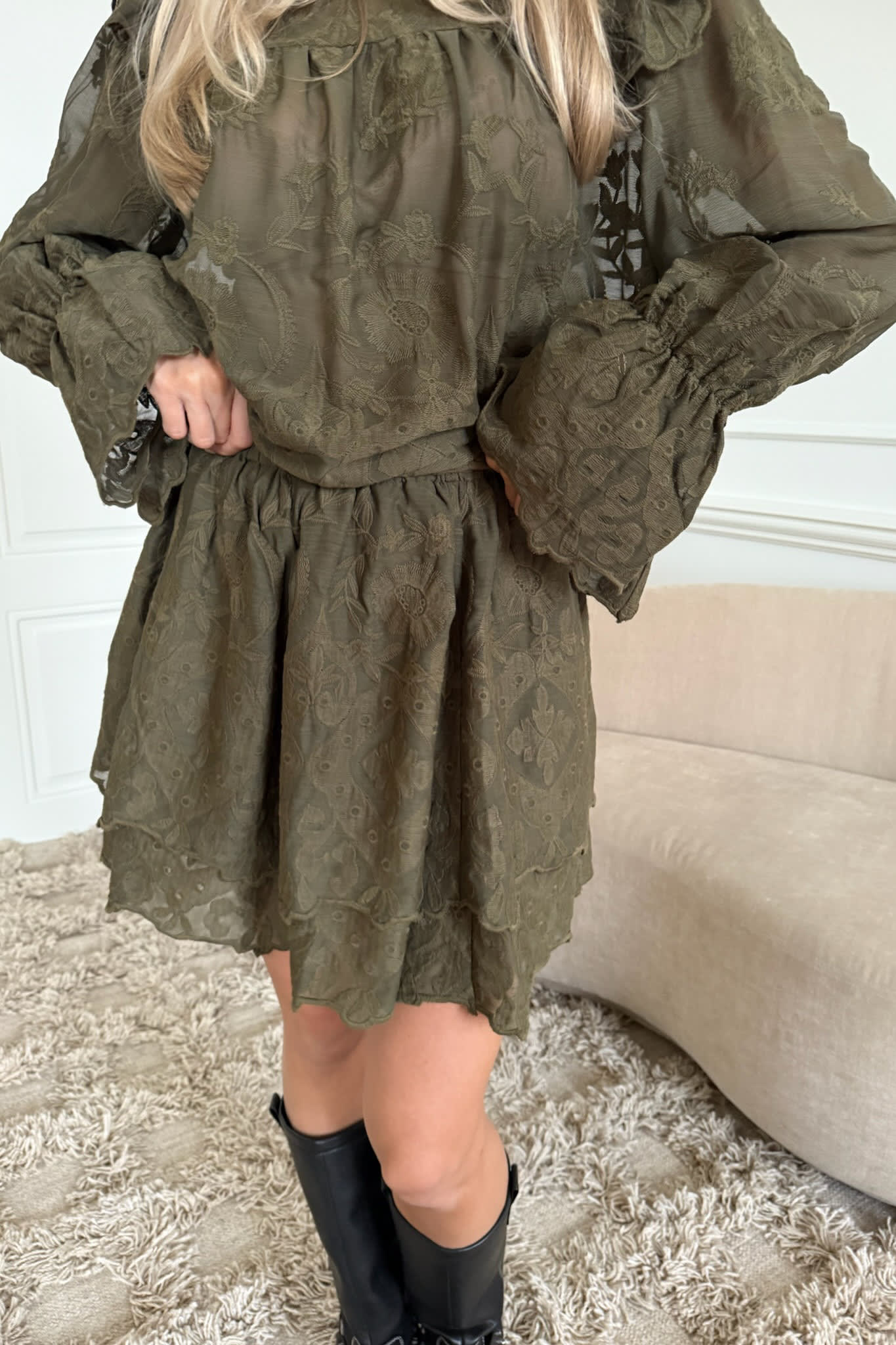 EllinorIC Lace Mini Skirt - Vintage Olive - Image 5