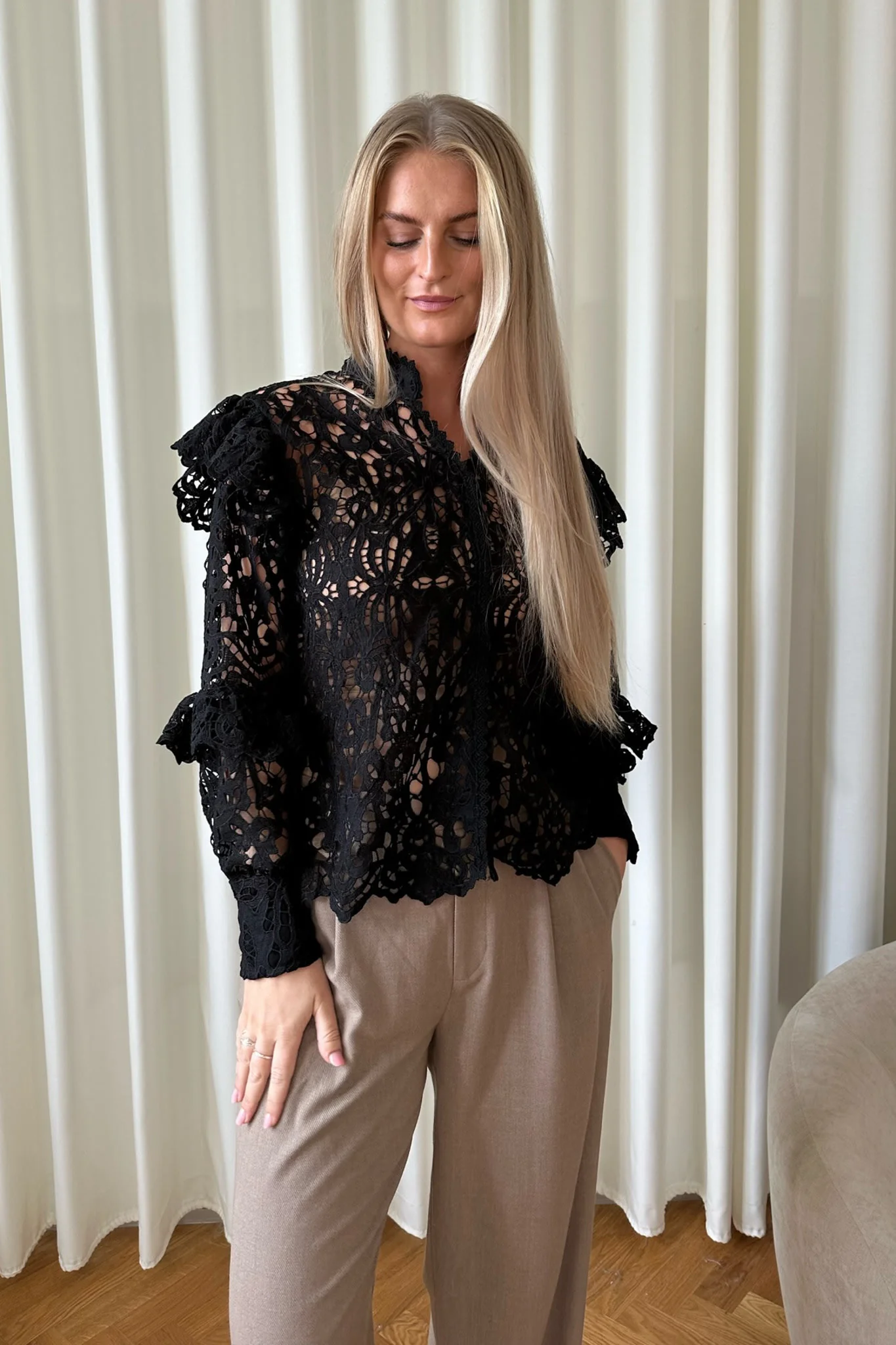 EmilieIC Blouse - Black - Image 10