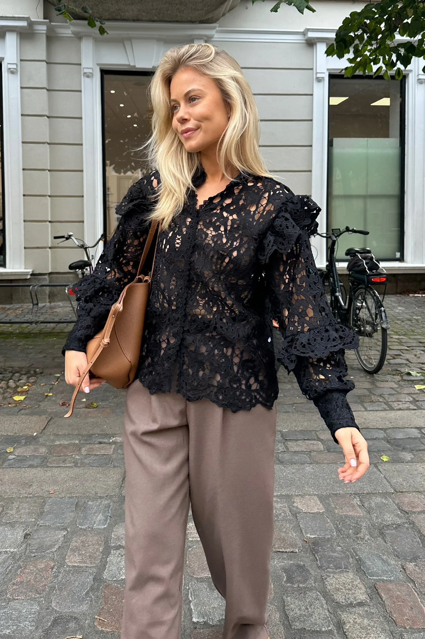 EmilieIC Blouse - Black - Image 4