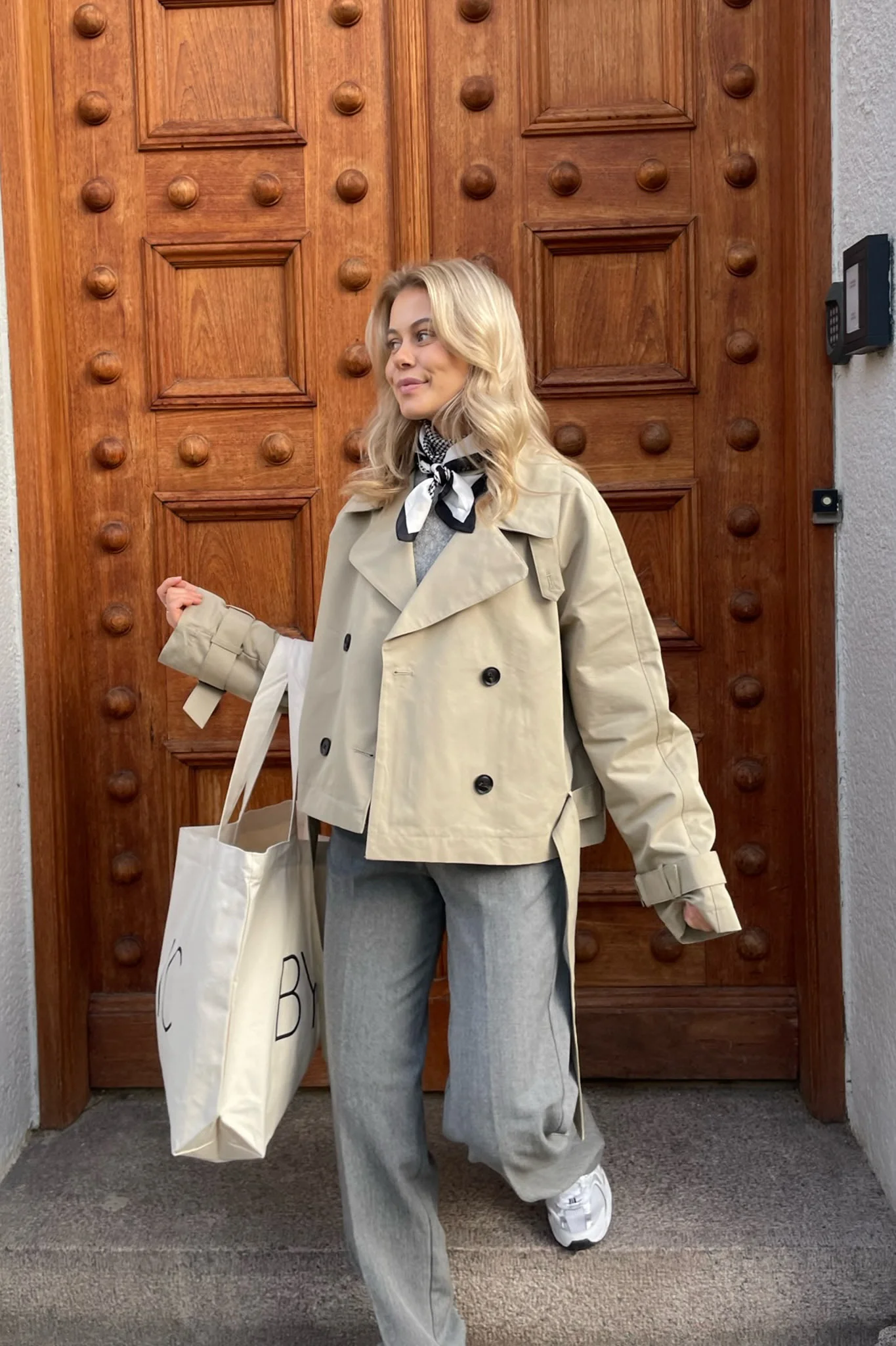 JXEmily Short Trenchcoat - Twill - Image 3