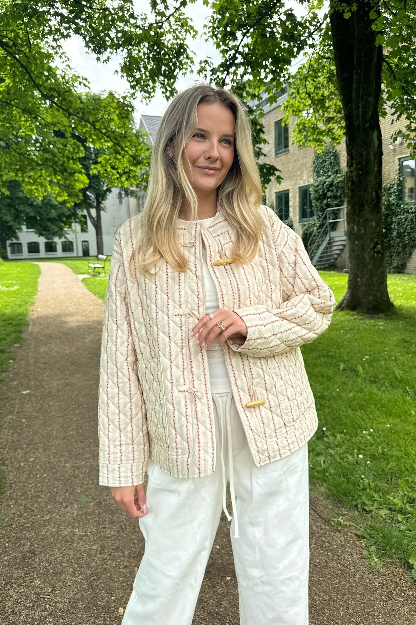 EmmaIC Quilted Jacket - Beige Red Flower Stripe - Image 10