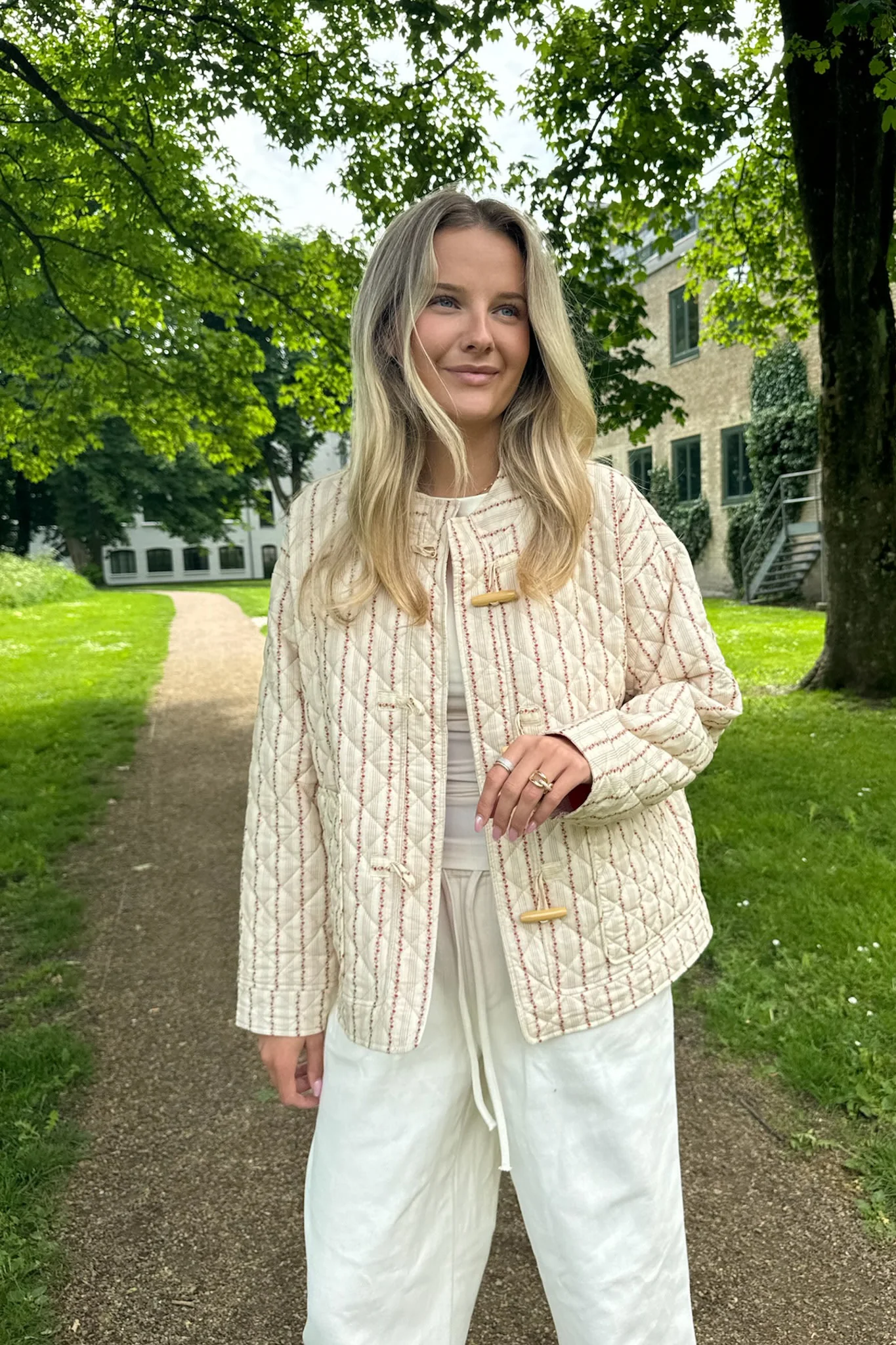 EmmaIC Quilted Jacket - Beige Red Flower Stripe - Image 8