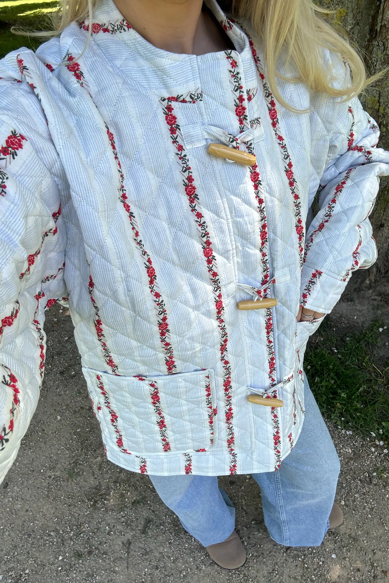 EmmaIC Quilted Jacket - Blue Red Flower Stripe - Image 8