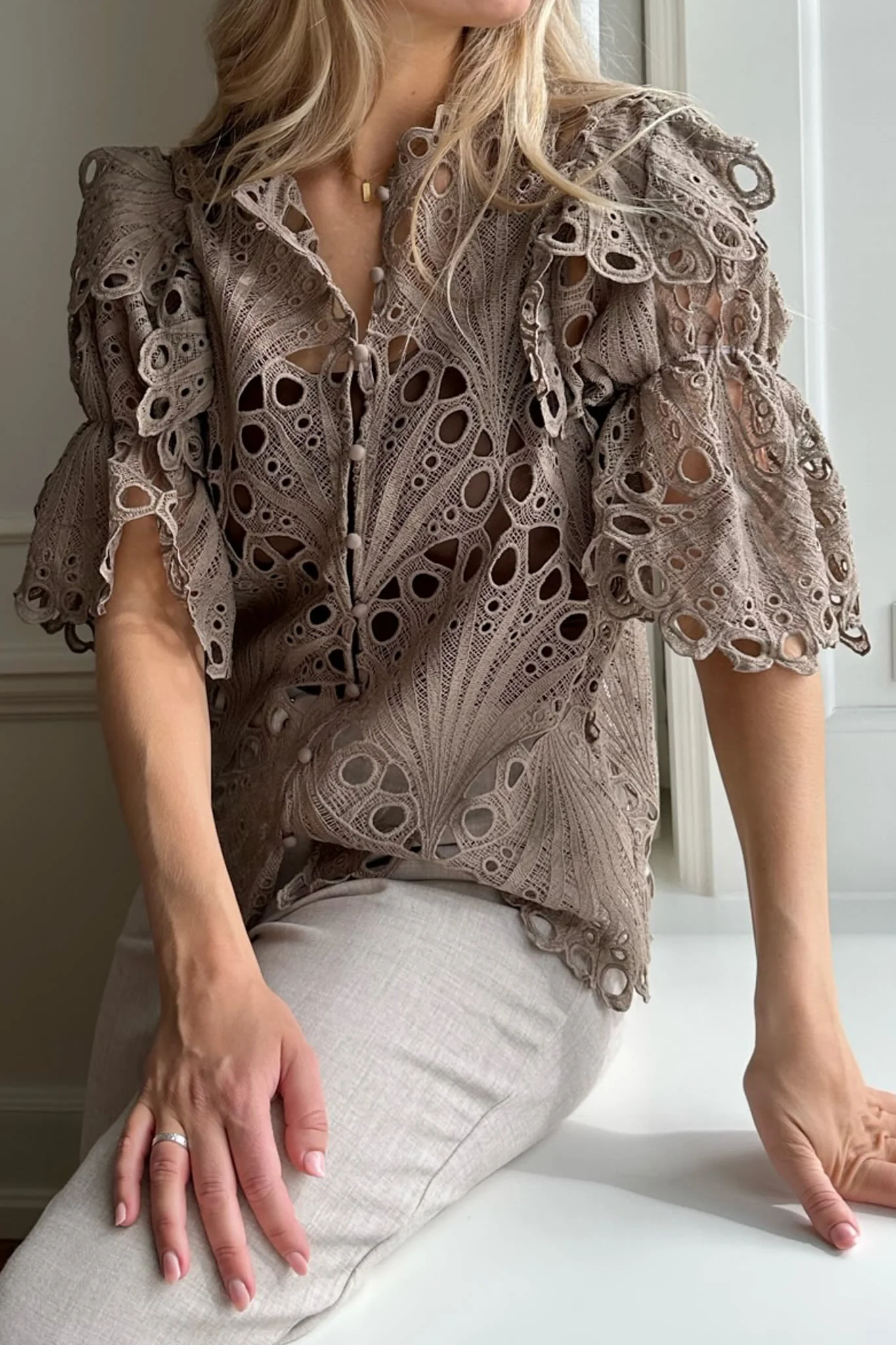 EstherIC Shirt - Mocca Embroidery - Image 4