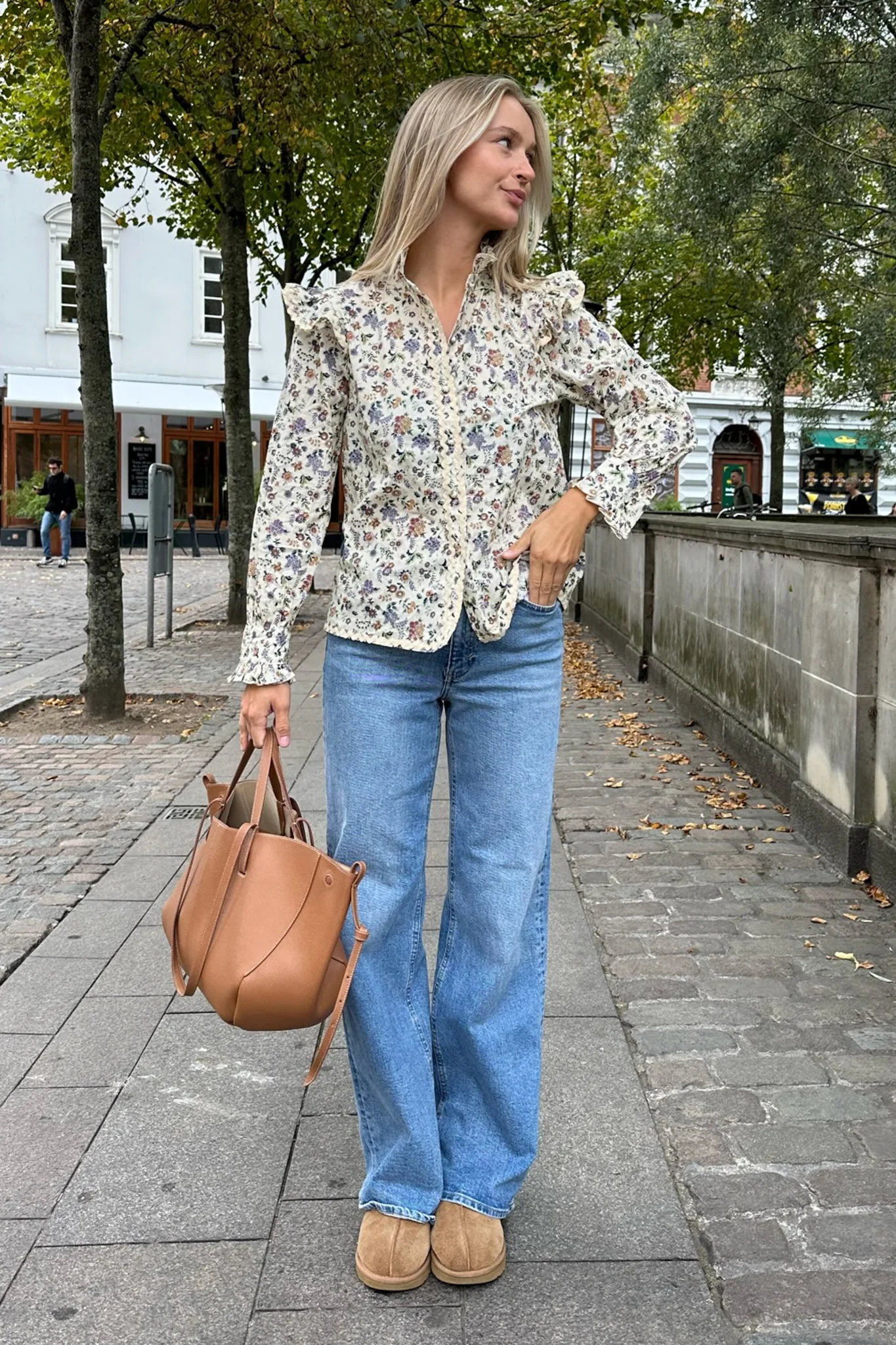 FrejaIC Shirt - Cream Multi Flower - Image 6