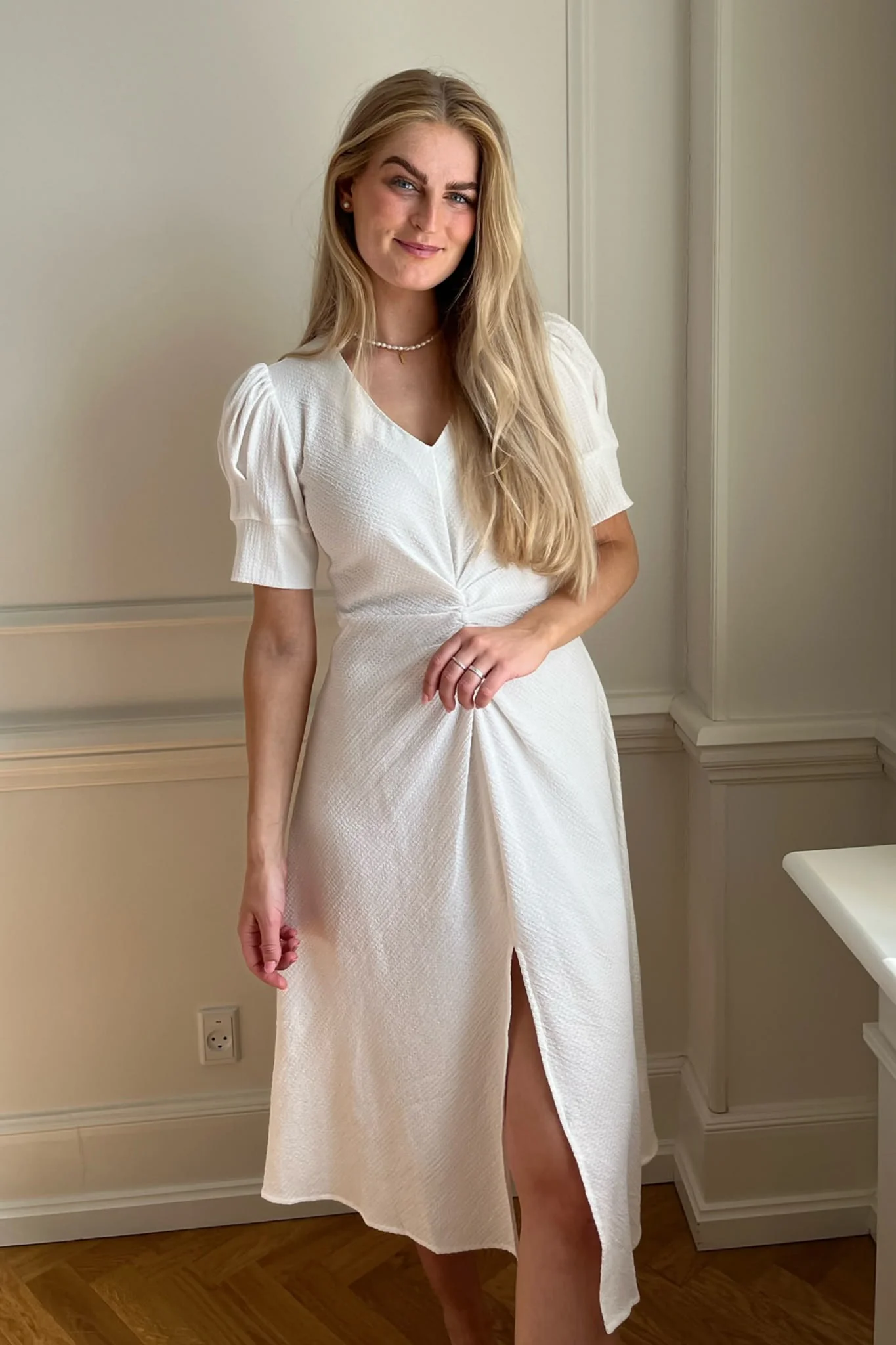 Noella Ginger Midi Dress - White - Image 4