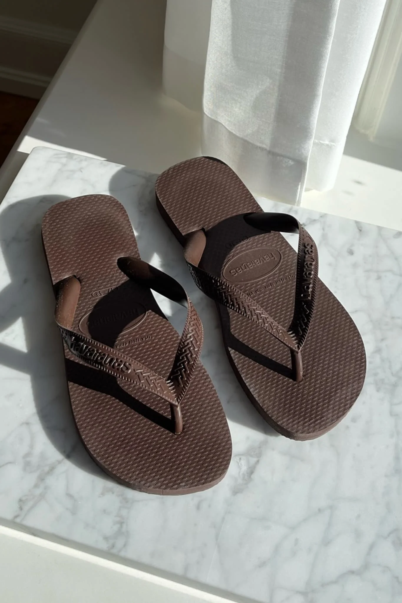 Havaianas Top Flip Flop - Dark Brown - Image 2