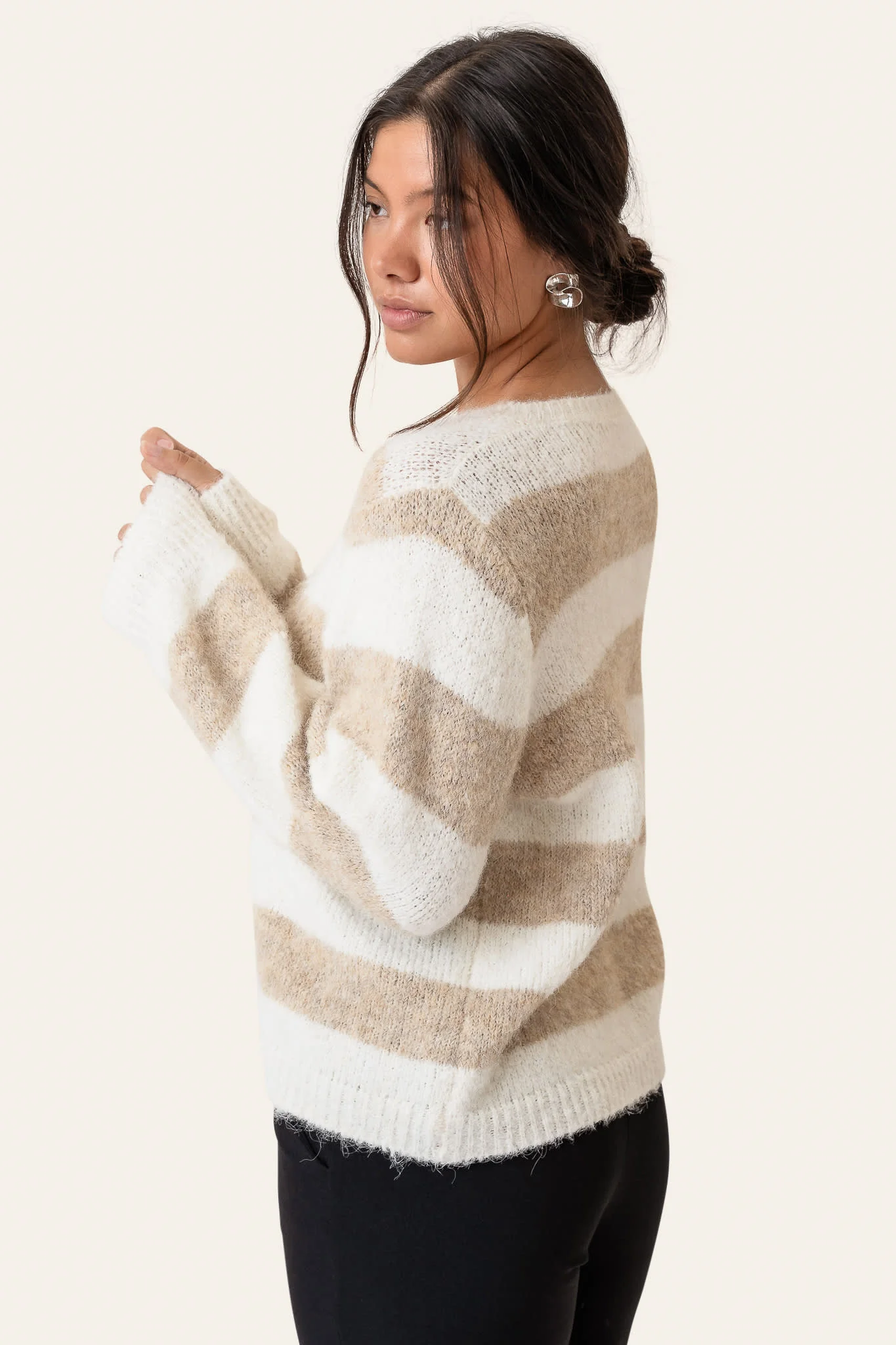 IdunIC Cardigan - Beige White Stripes - Image 3