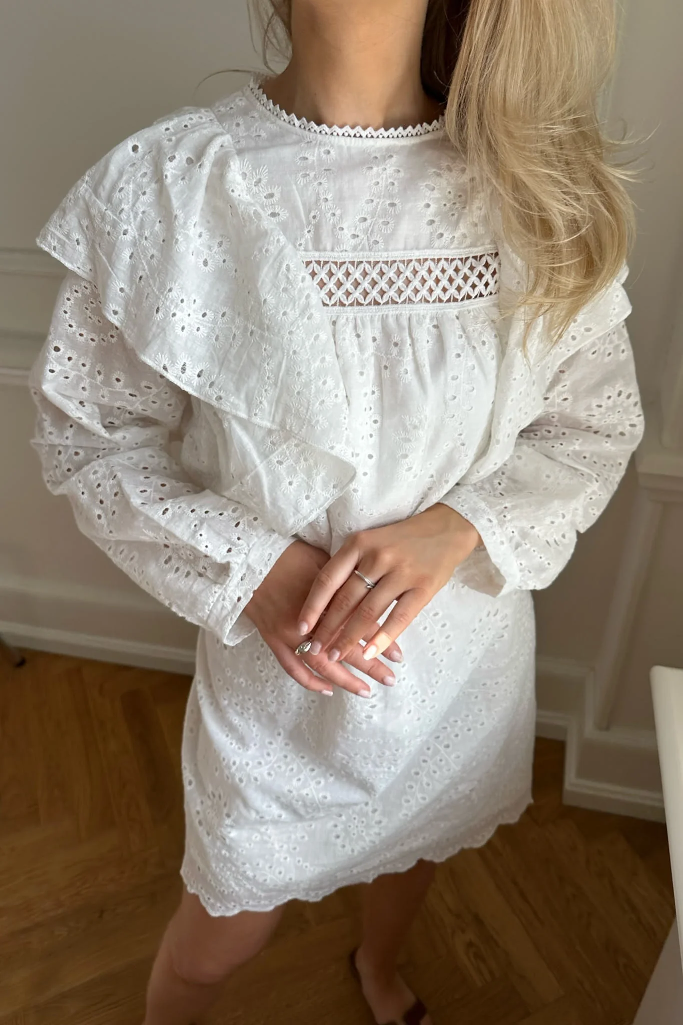 IngridIC Dress - White Embroidery - Image 5