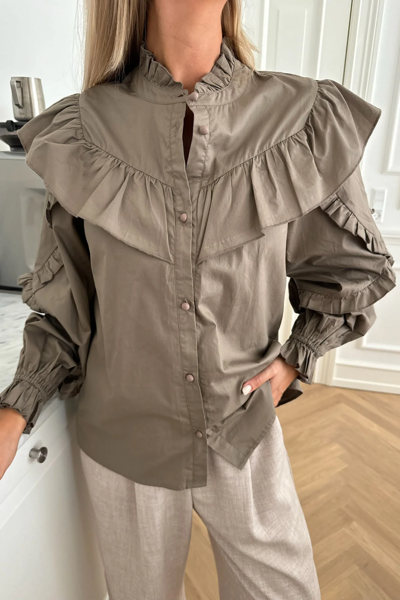 IsaIC Shirt - Mocca - Image 3