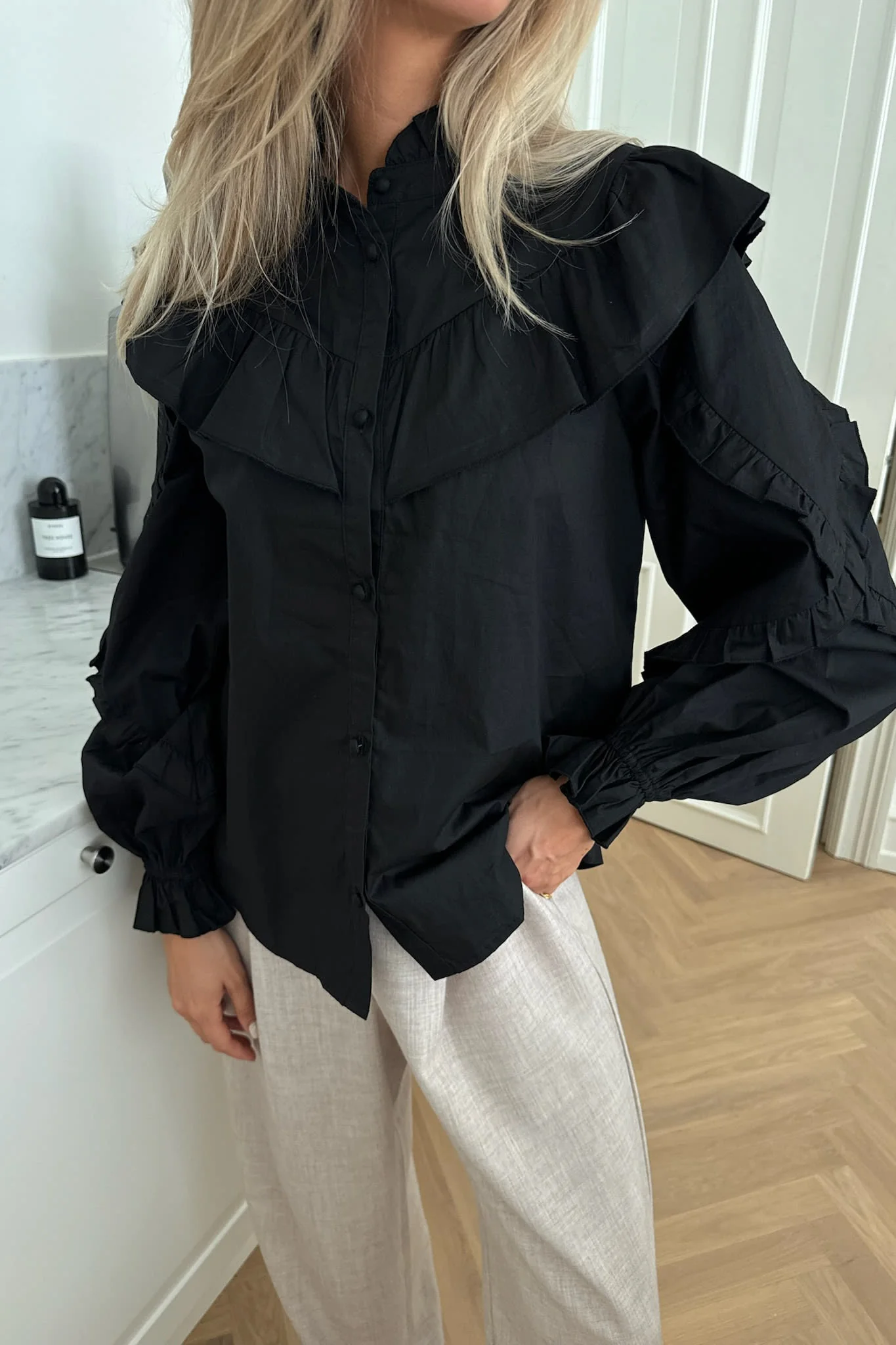 IsaIC Shirt - Black - Image 2