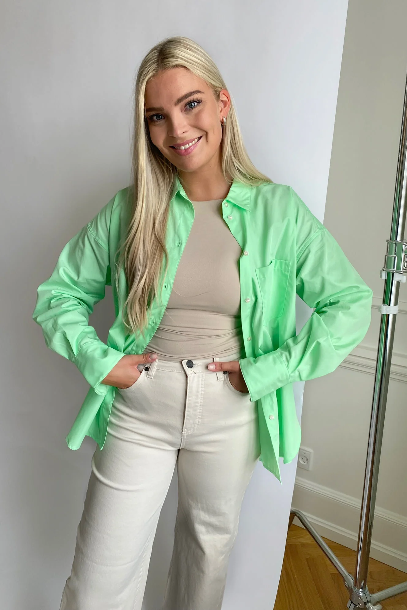 JXJamie LS Relaxed Poplin Shirt - Green Ash - Image 4