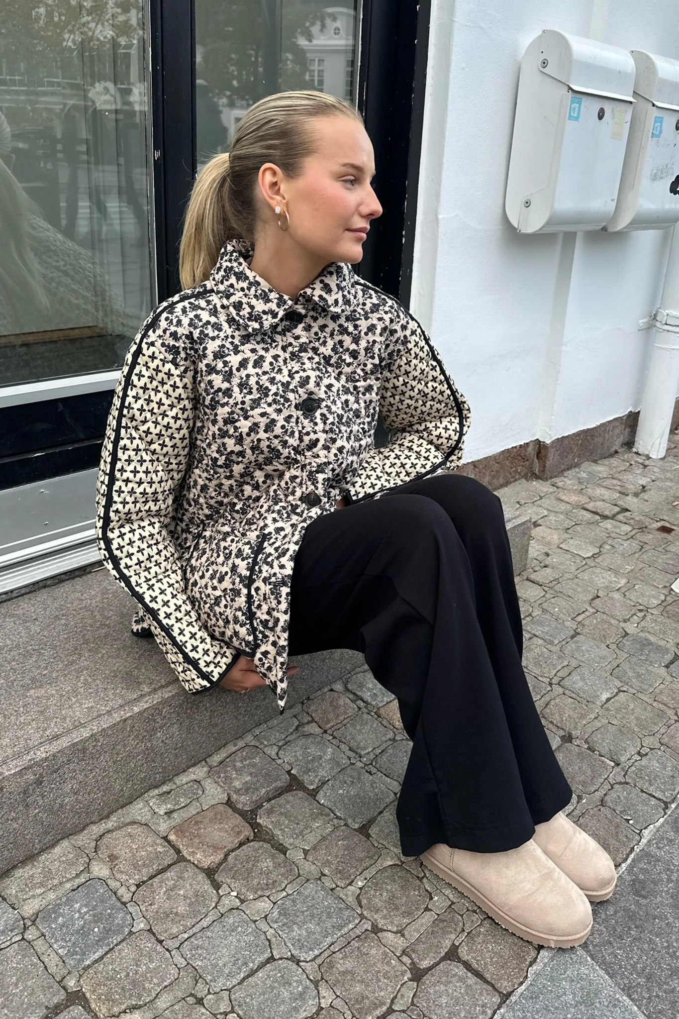 JosieIC Quilted Jacket - Multi Dark Print - Image 3