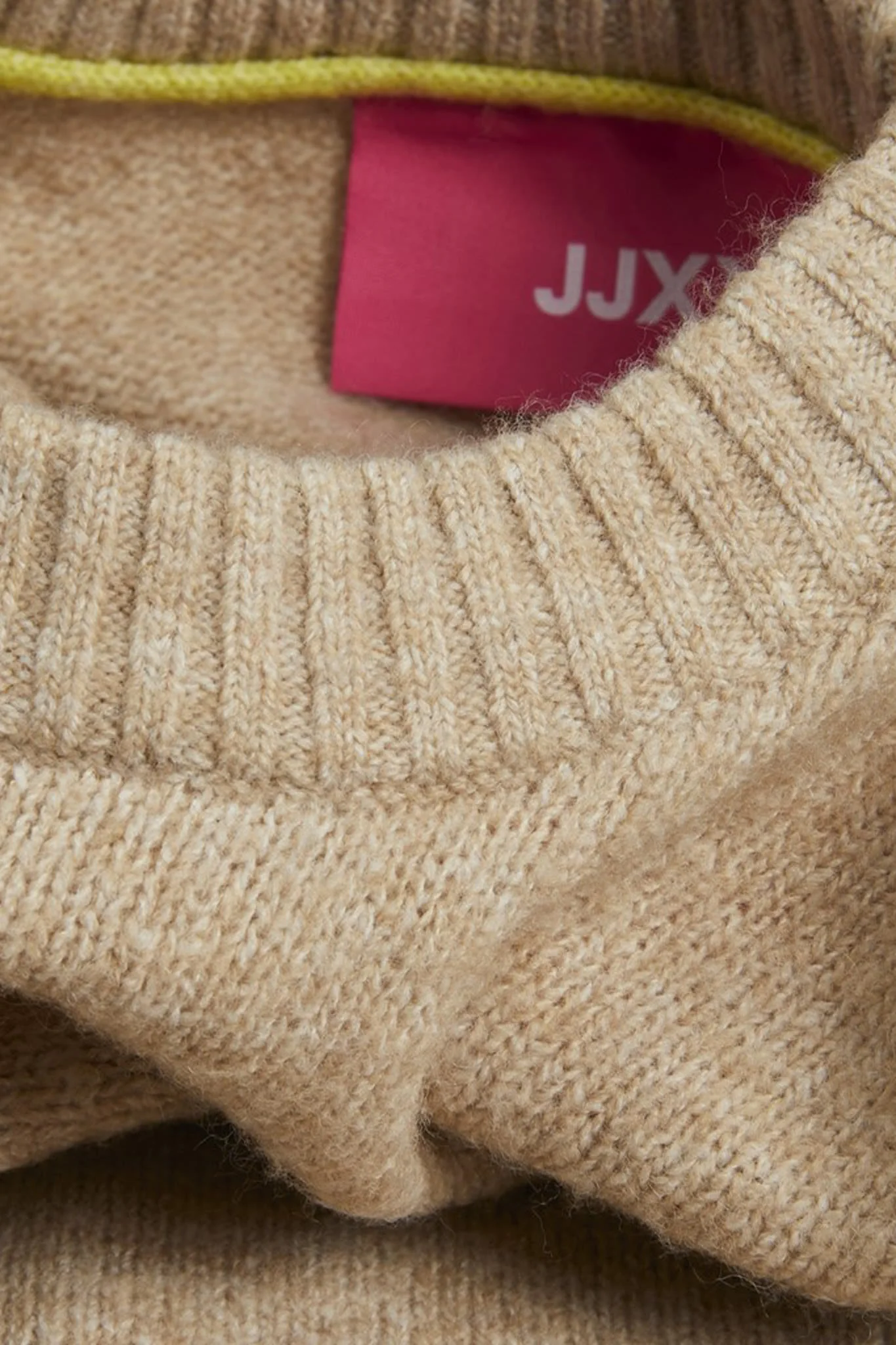 JXOllie Diverse Crew Neck Knit - Peyote Limeade  Neck Piping - Image 6