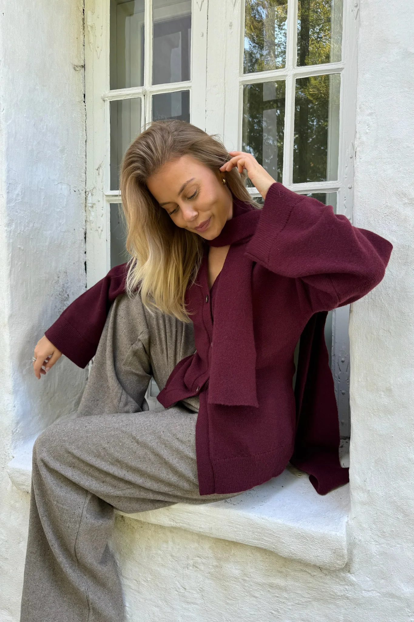 KarmaIC Fitted Cardigan - Bordeaux - Image 8