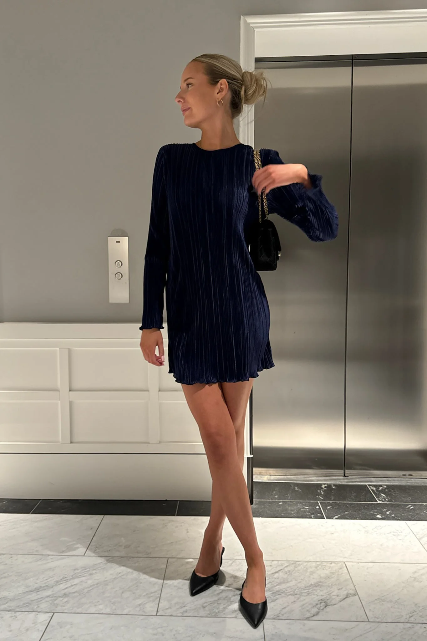 KellyIC Plissé Dress - Navy - Image 7