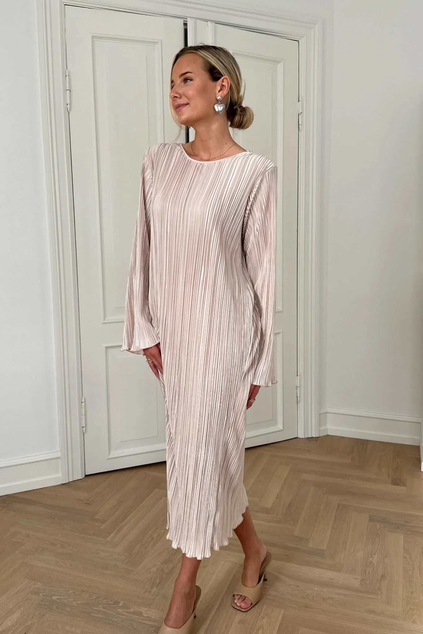 KellyIC Long Plissé Dress - Champagne - Image 8