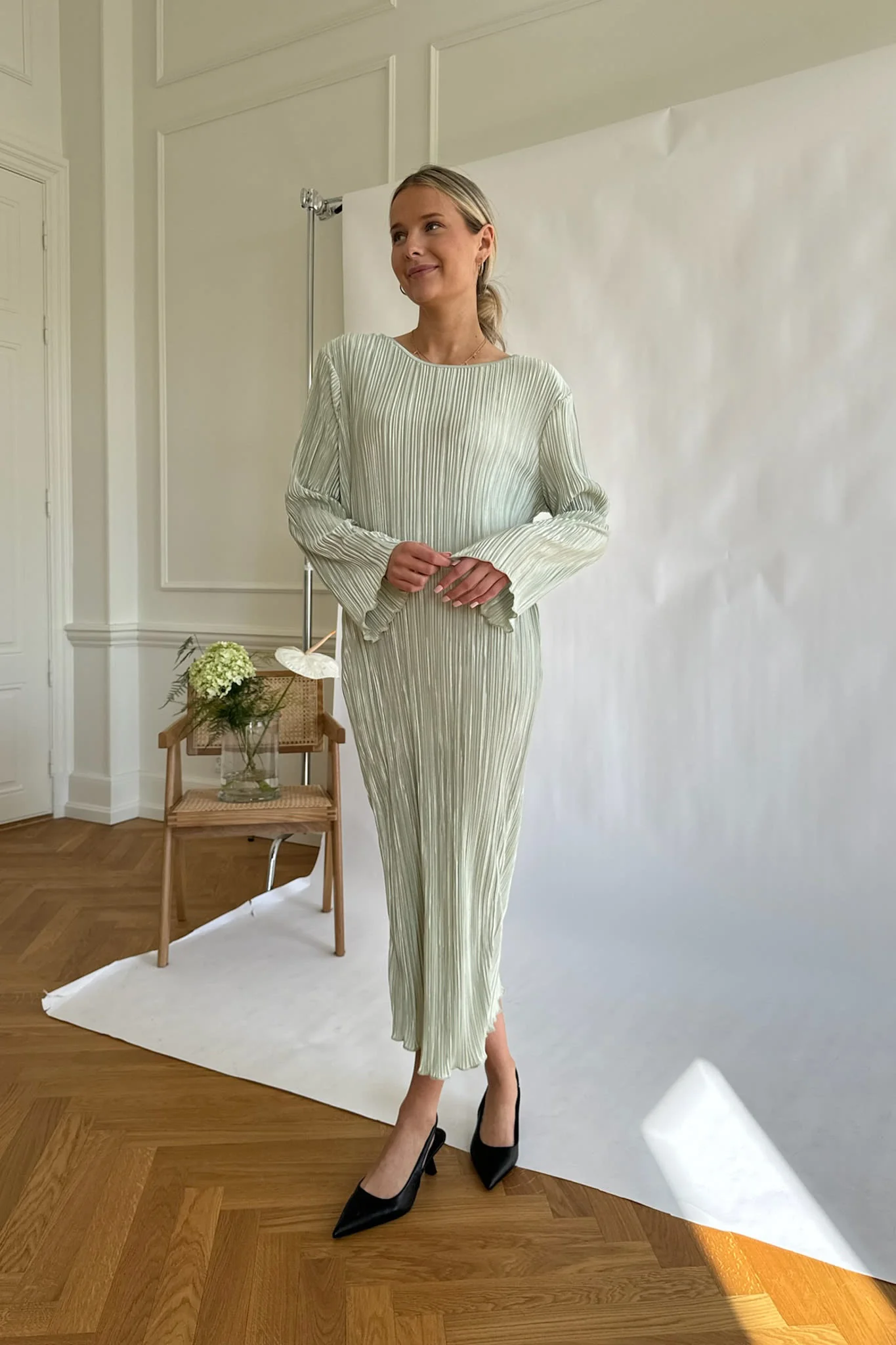 KellyIC Long Plissé Dress - Light Green - Image 6
