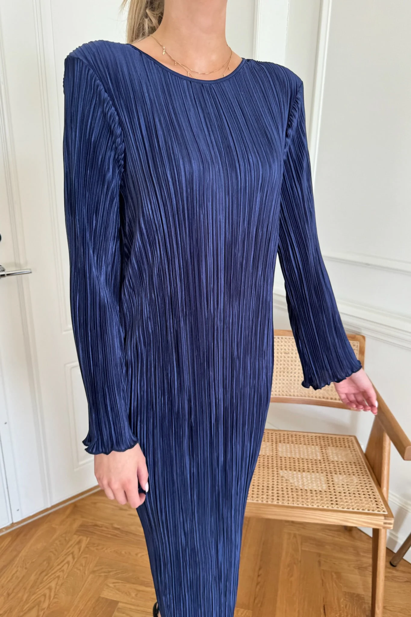 KellyIC Long Plissé Dress - Navy - Image 11
