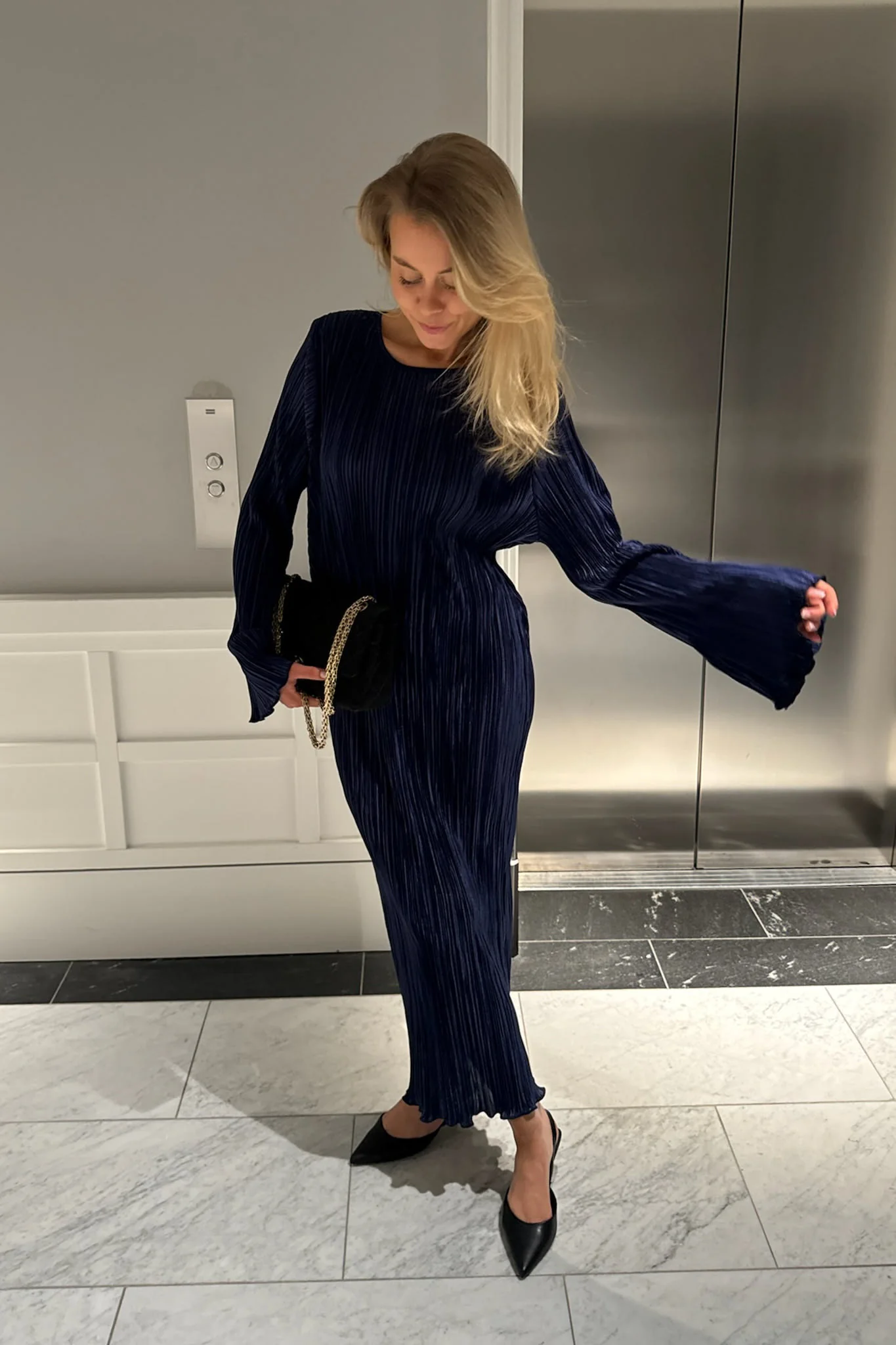 KellyIC Long Plissé Dress - Navy - Image 8